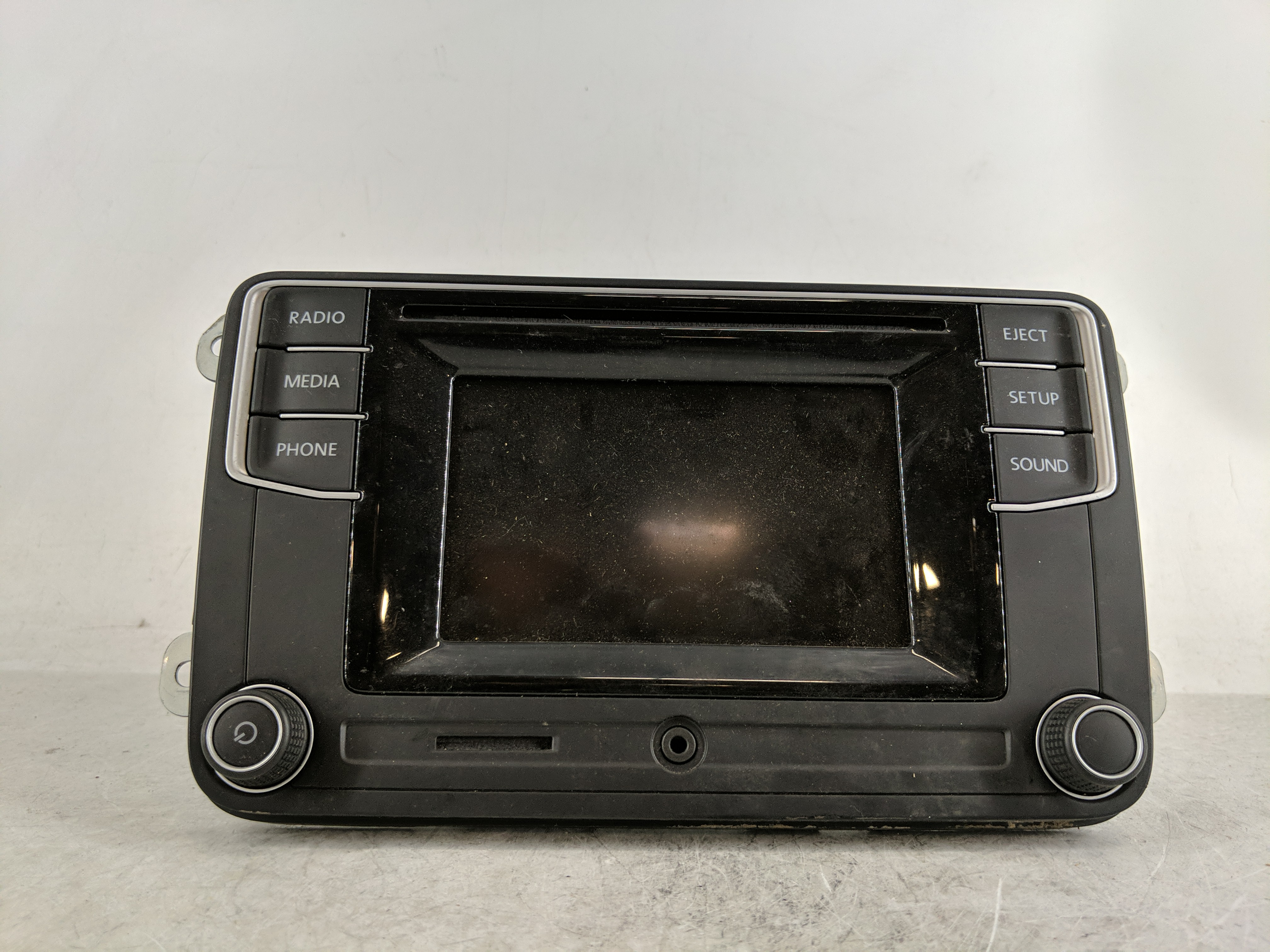 2018-2018 Volkswagen Jetta Am Fm Cd Player Radio Receiver 1179459 - Oemusedautoparts1.com