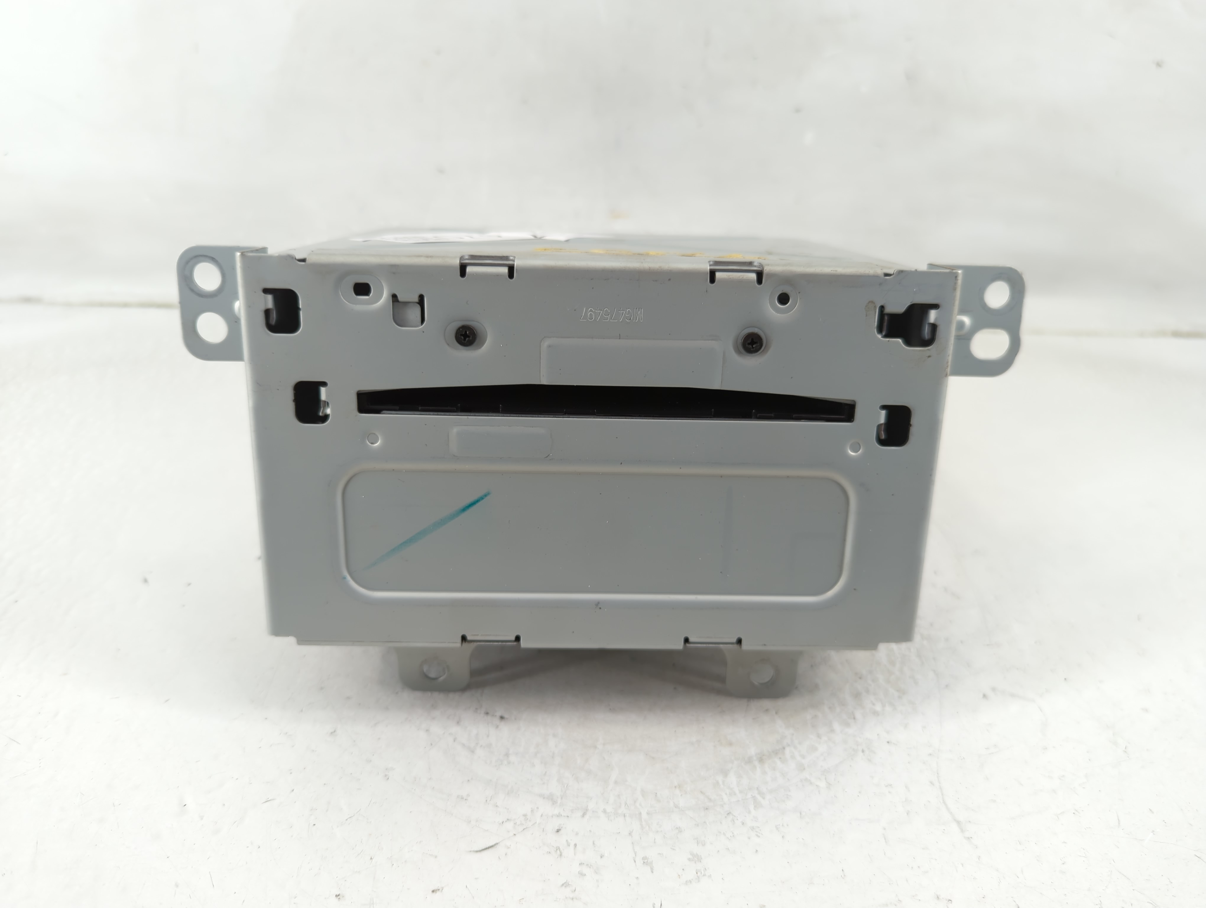 2010-2011 Chevrolet Equinox Am Fm Cd Player Radio Receiver 1179470 - Oemusedautoparts1.com