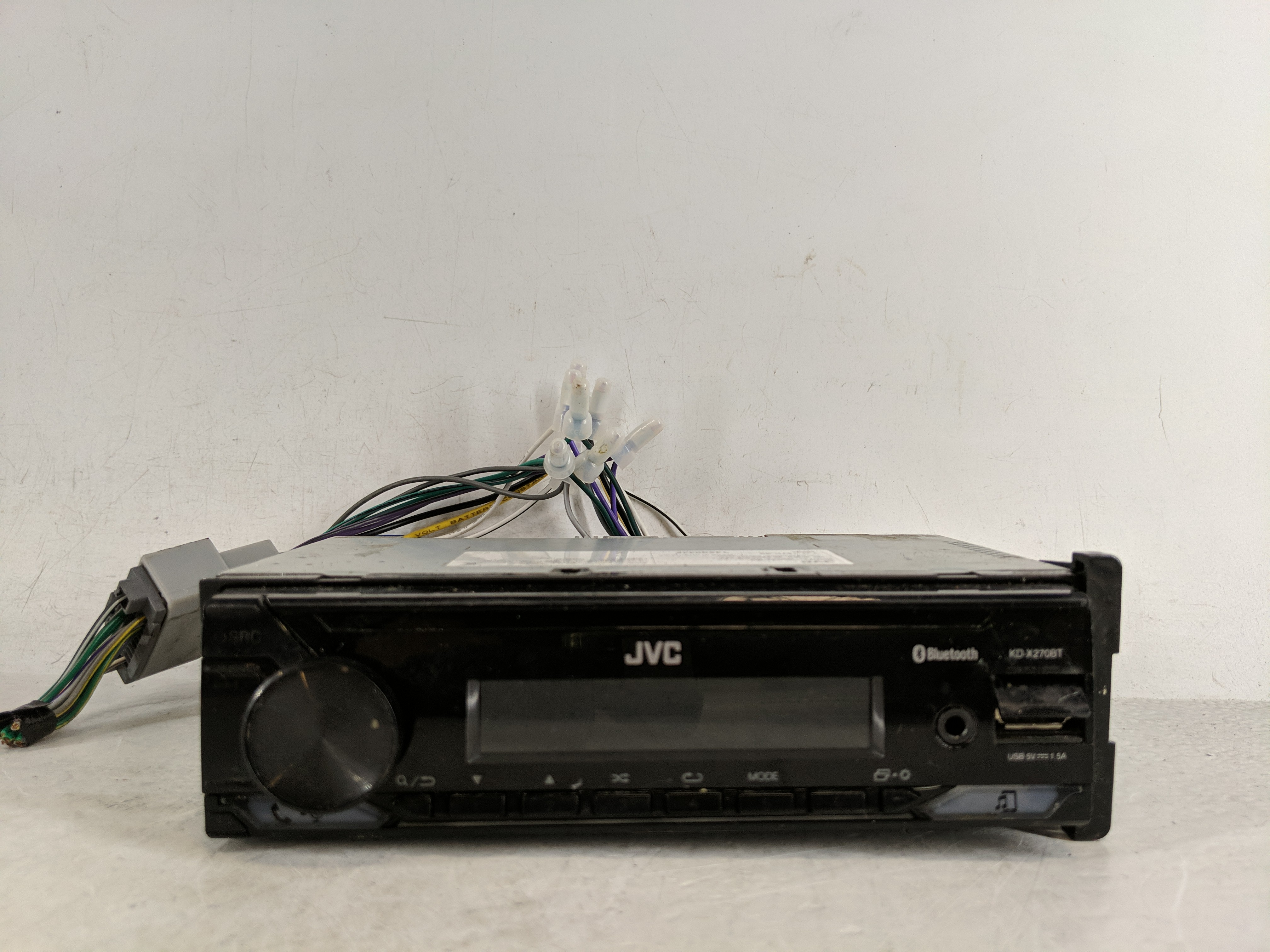 2010-2012 Jeep Liberty Am Fm Cd Player Radio Receiver 1179521 - Oemusedautoparts1.com