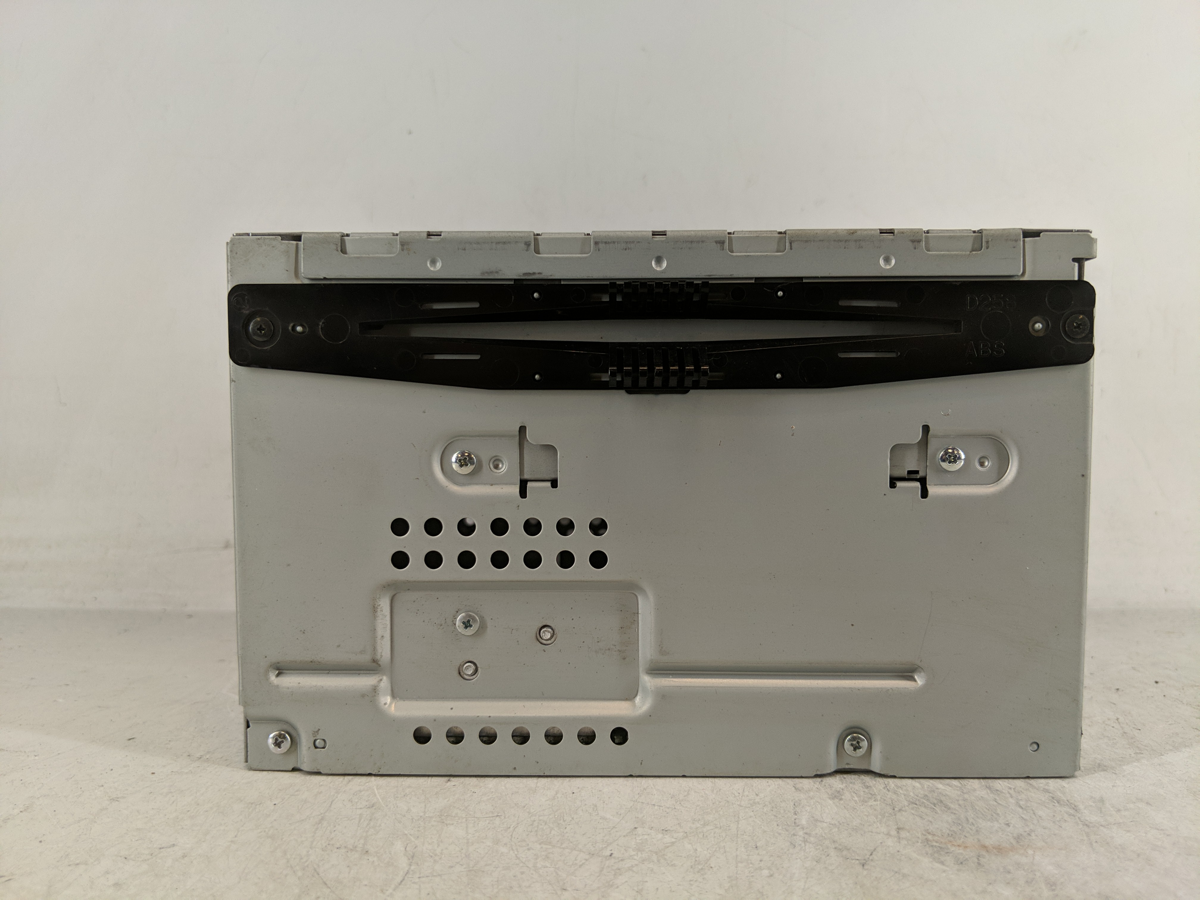 Picture of 2011-2012 Ford Taurus Am Fm Cd Player Radio Receiver 1179529