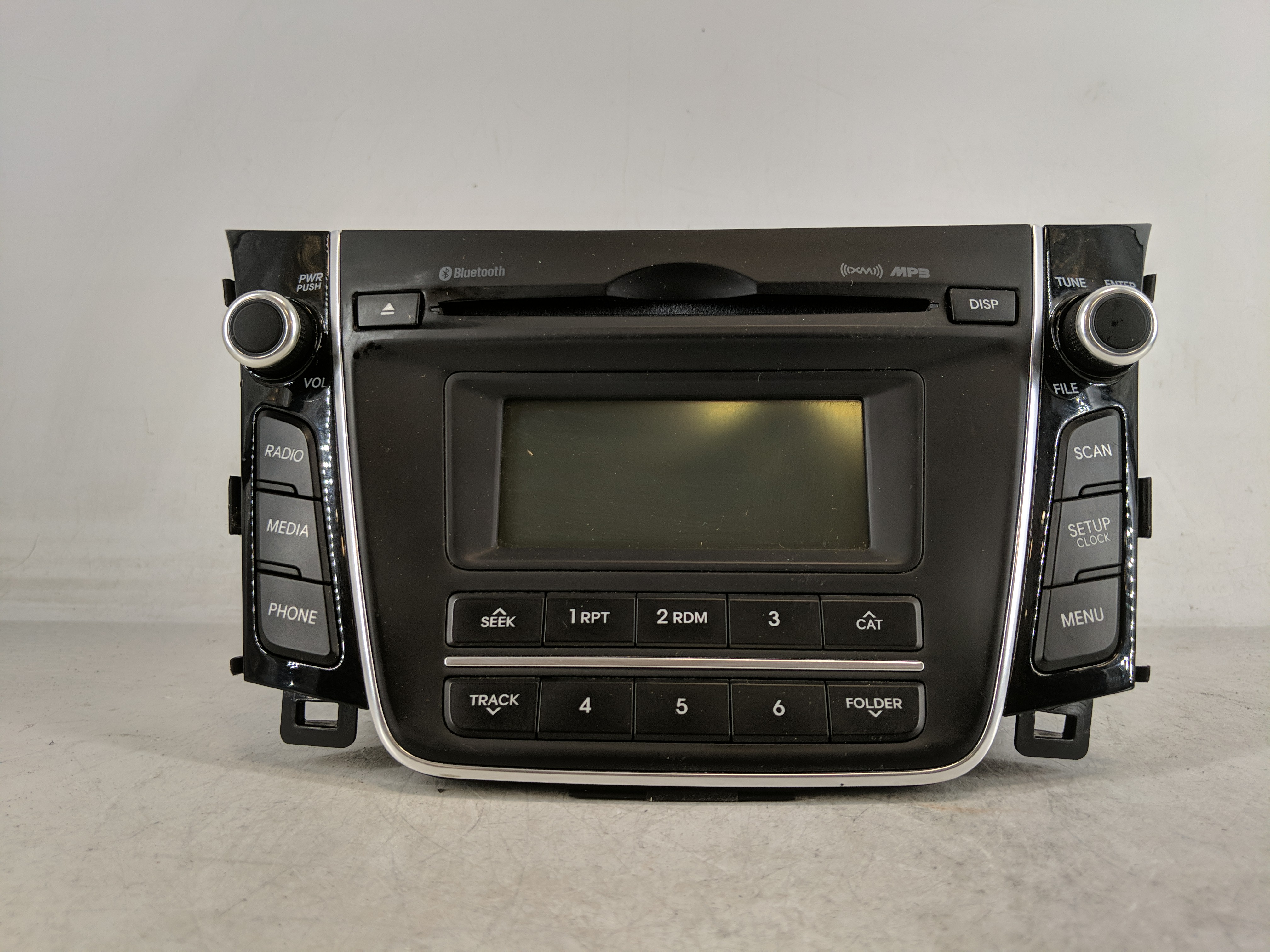Picture of Hyundai Elantra Am Fm Cd Player Radio Receiver 1179530