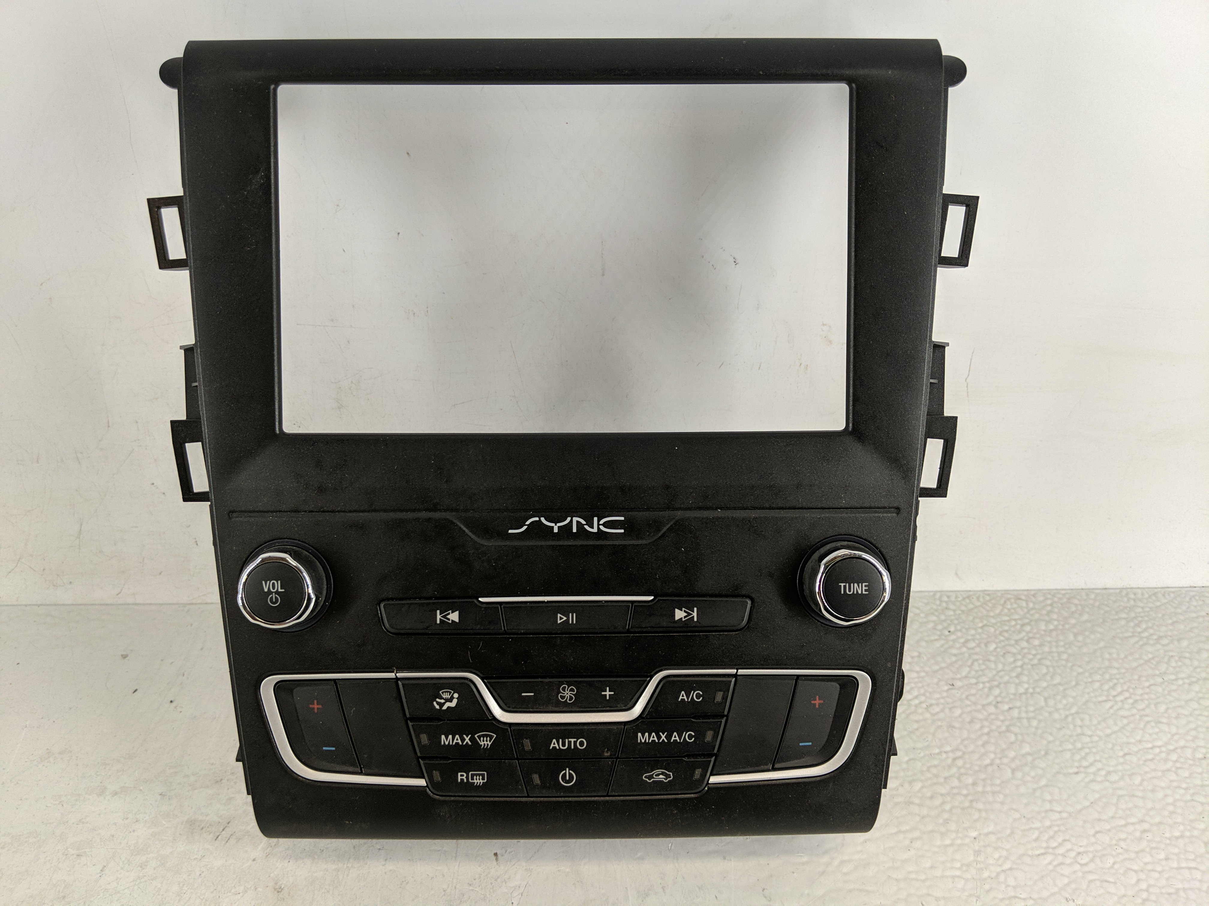 Picture of 2017-2020 Ford Fusion Radio Control Panel 1179556