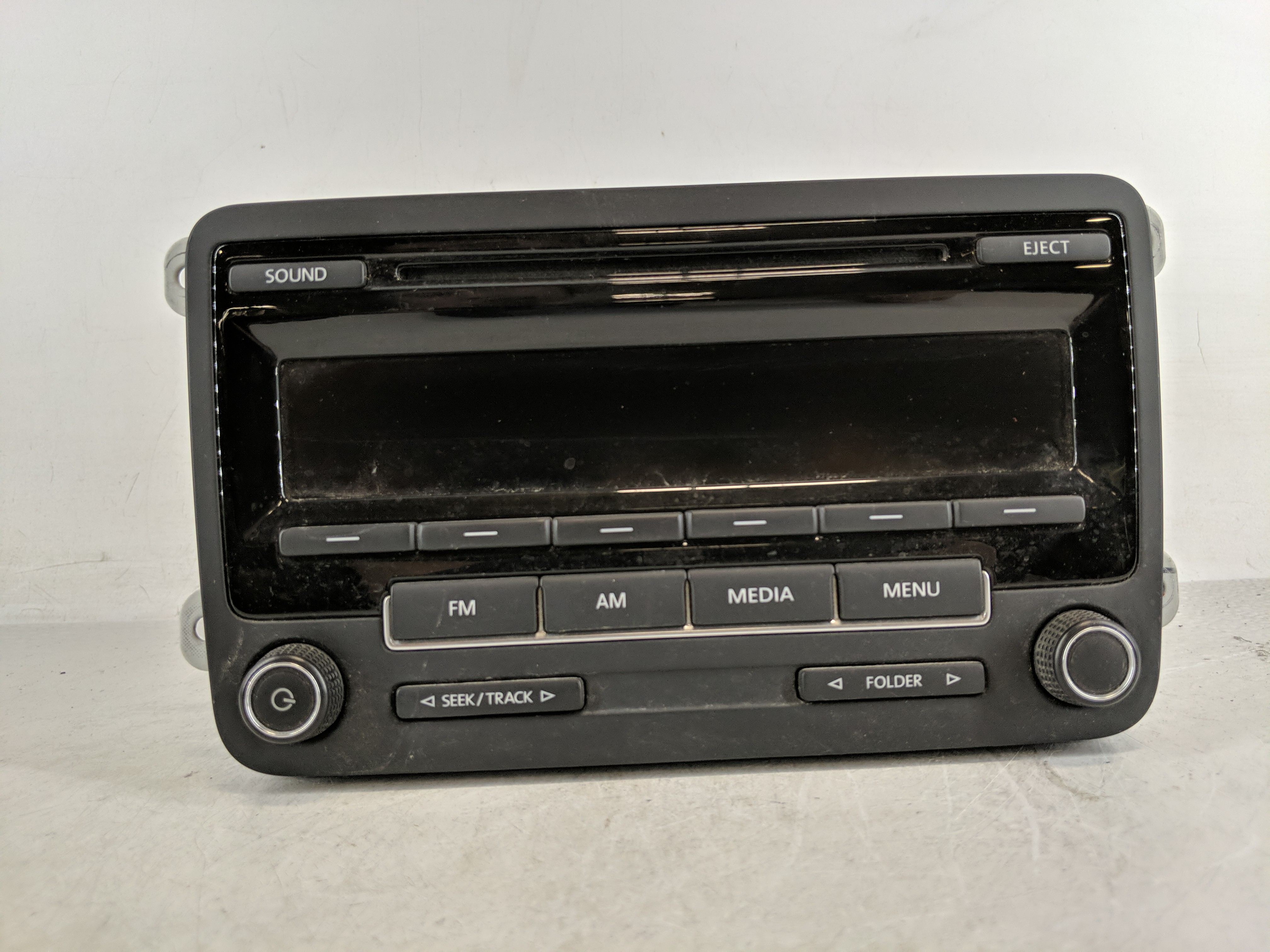 Picture of 2014-2016 Volkswagen Beetle Am Fm Cd Player Radio Receiver 1179562