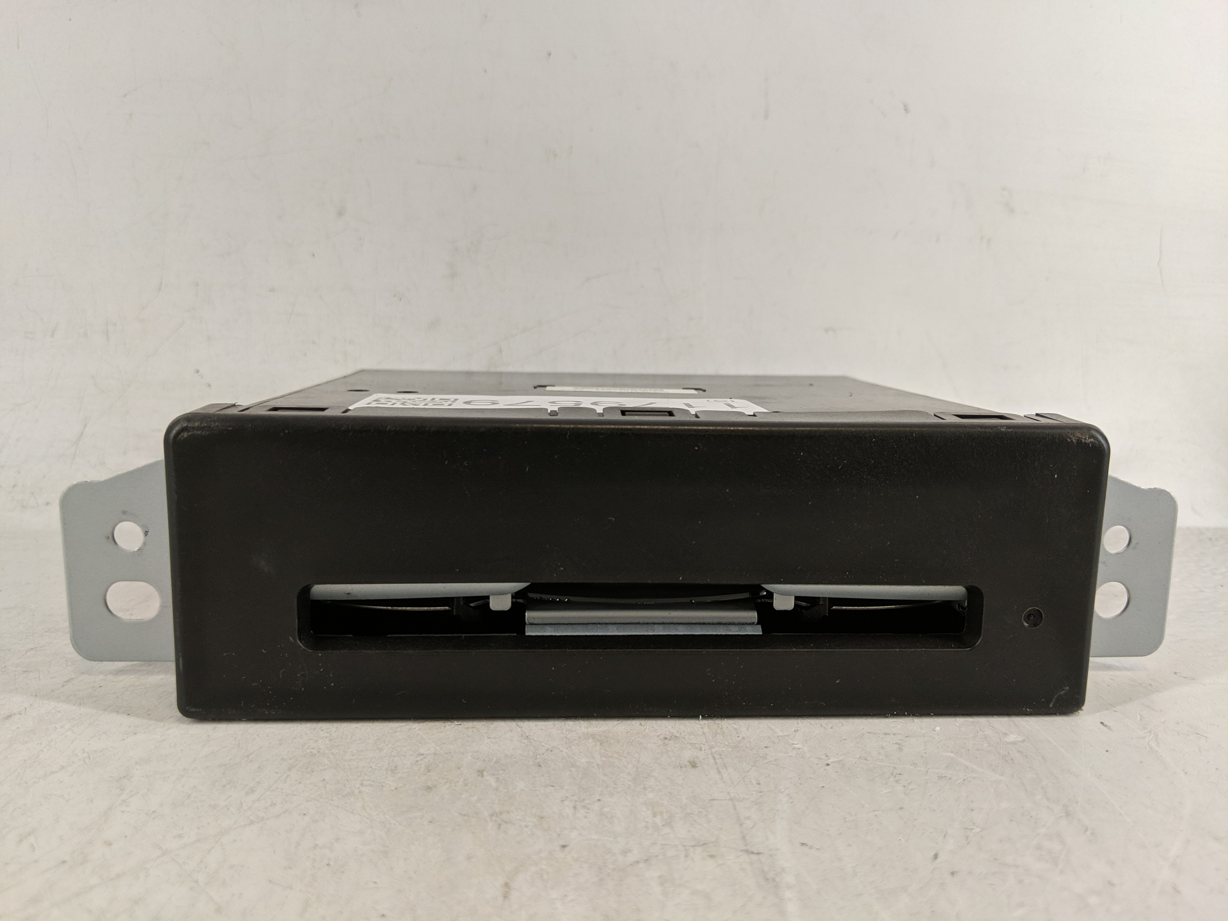 Picture of 2015-2019 Chevrolet Silverado 1500 Am Fm Cd Player Radio Receiver 1179579