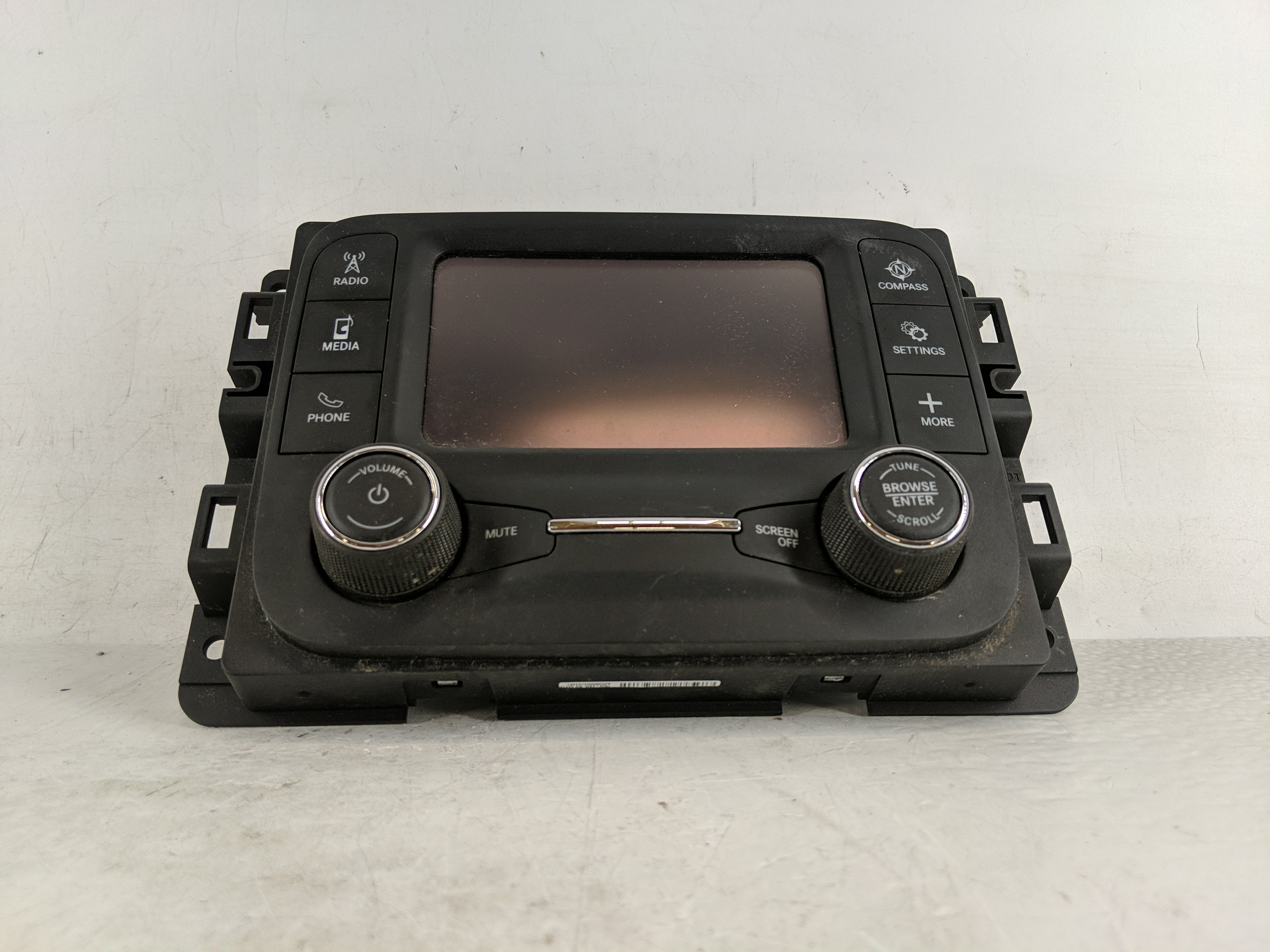 Picture of 2021-2021 Ram 3500 Am Fm Cd Player Radio Receiver 1179582