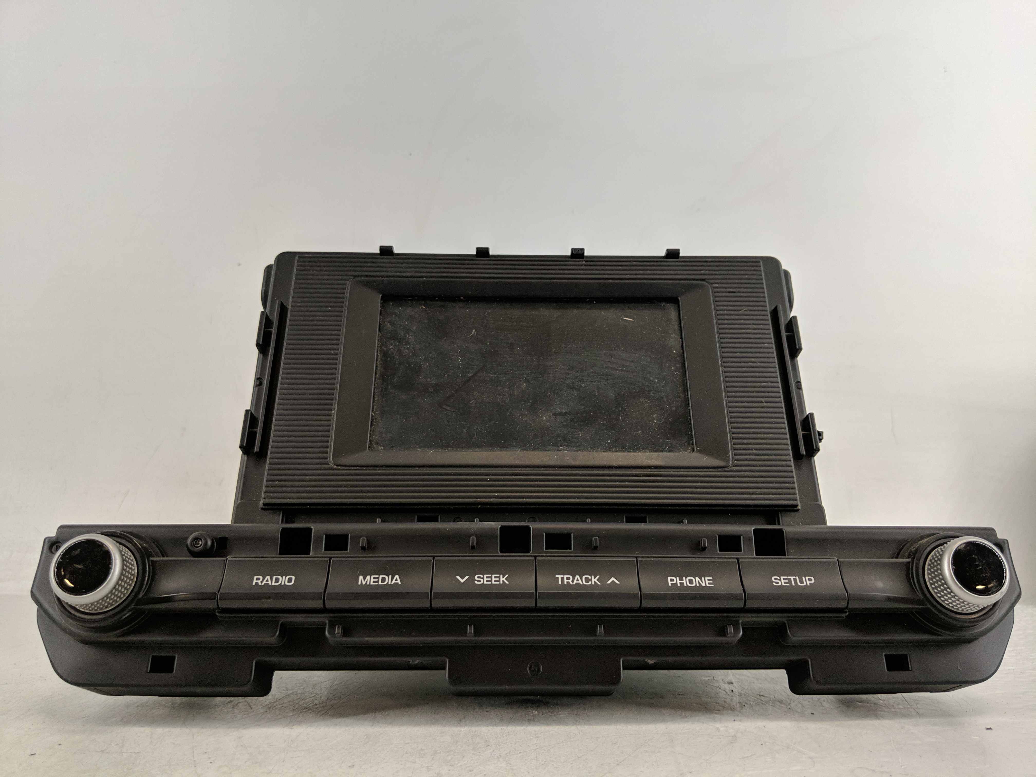 2019-2020 Hyundai Elantra Am Fm Cd Player Radio Receiver 1179597 - Oemusedautoparts1.com