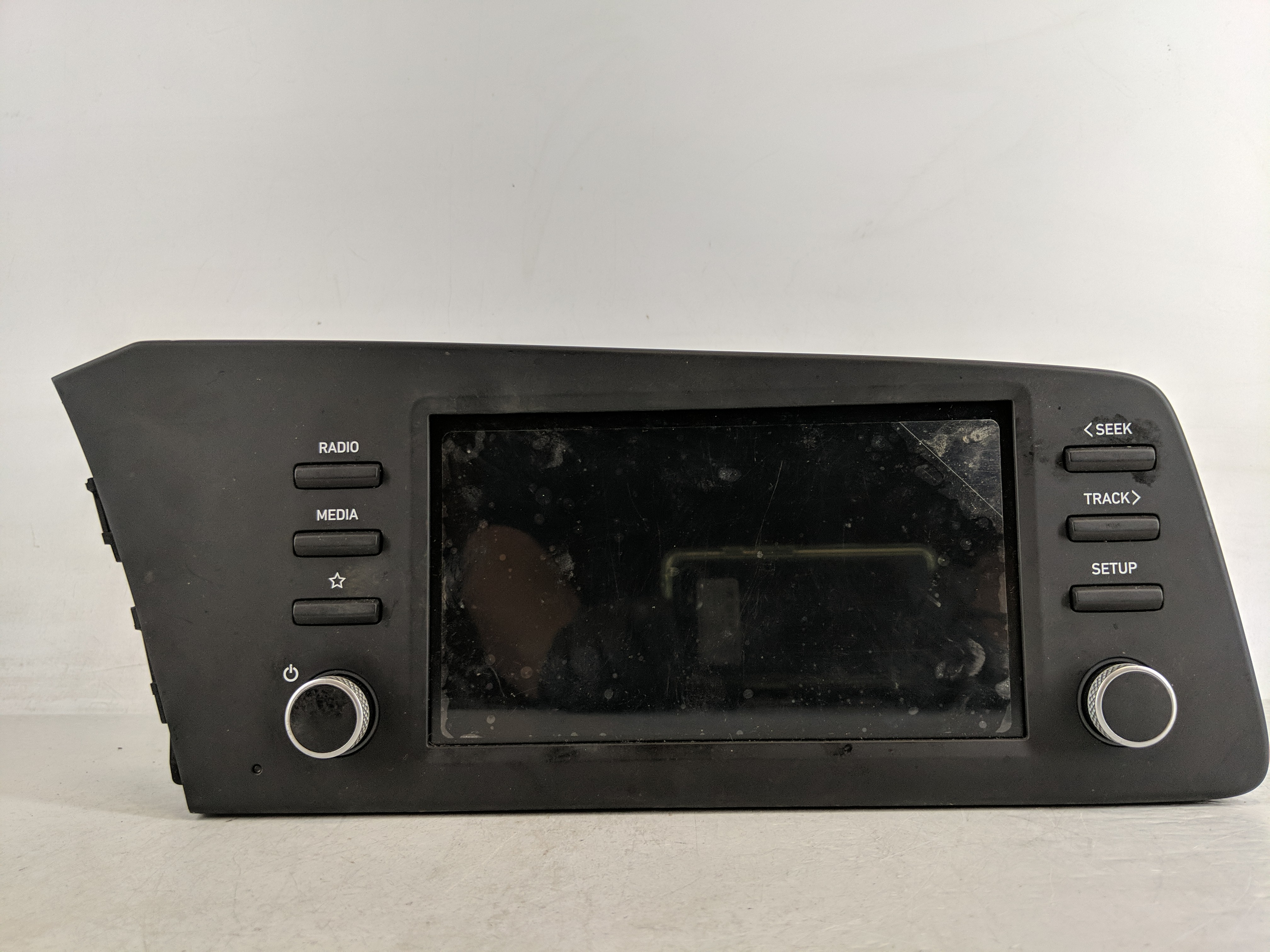 2021-2022 Hyundai Elantra Am Fm Cd Player Radio Receiver 1179600 - Oemusedautoparts1.com