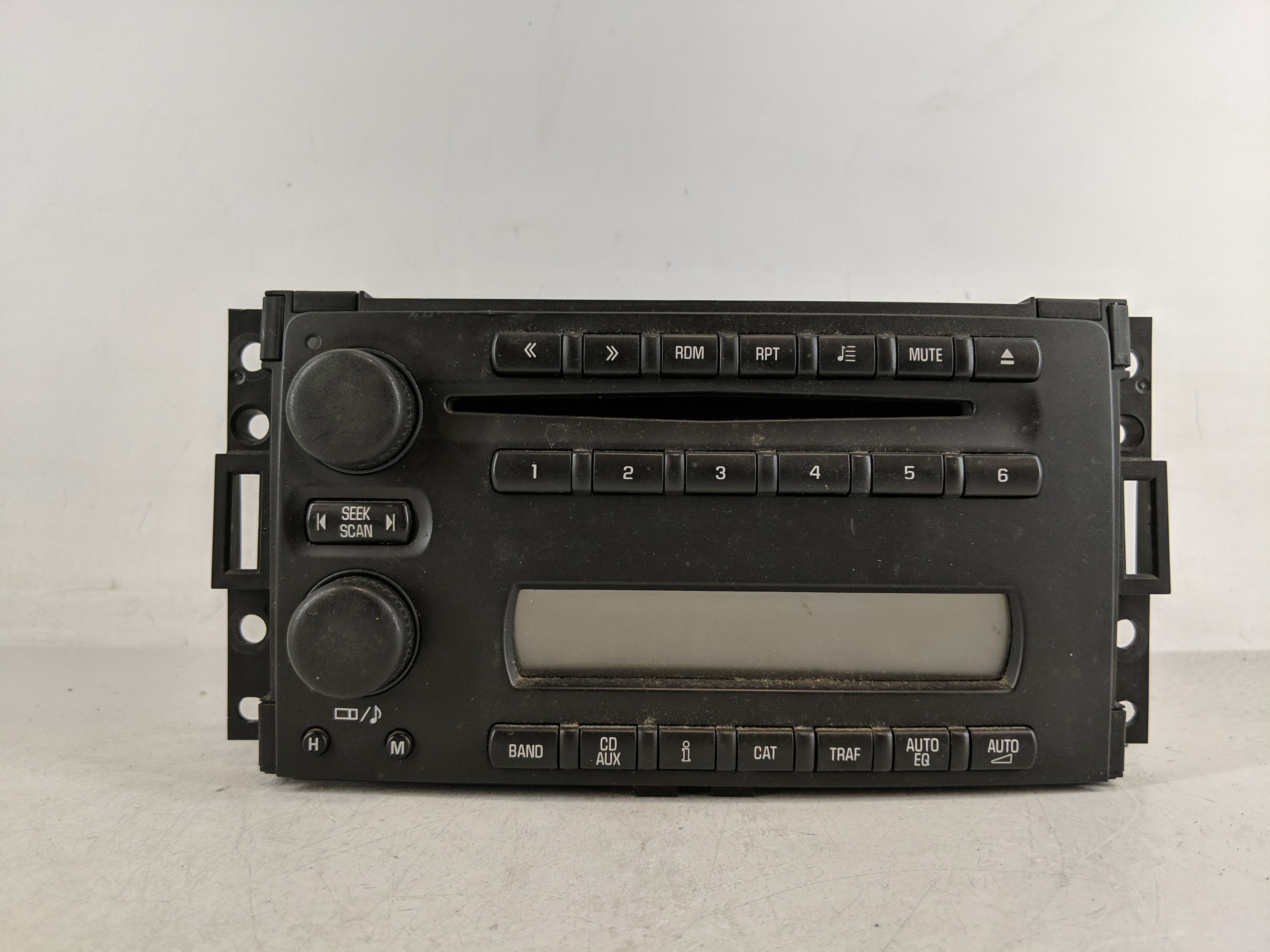2005-2007 Chevrolet Uplander Am Fm Cd Player Radio Receiver 1179602 - Oemusedautoparts1.com