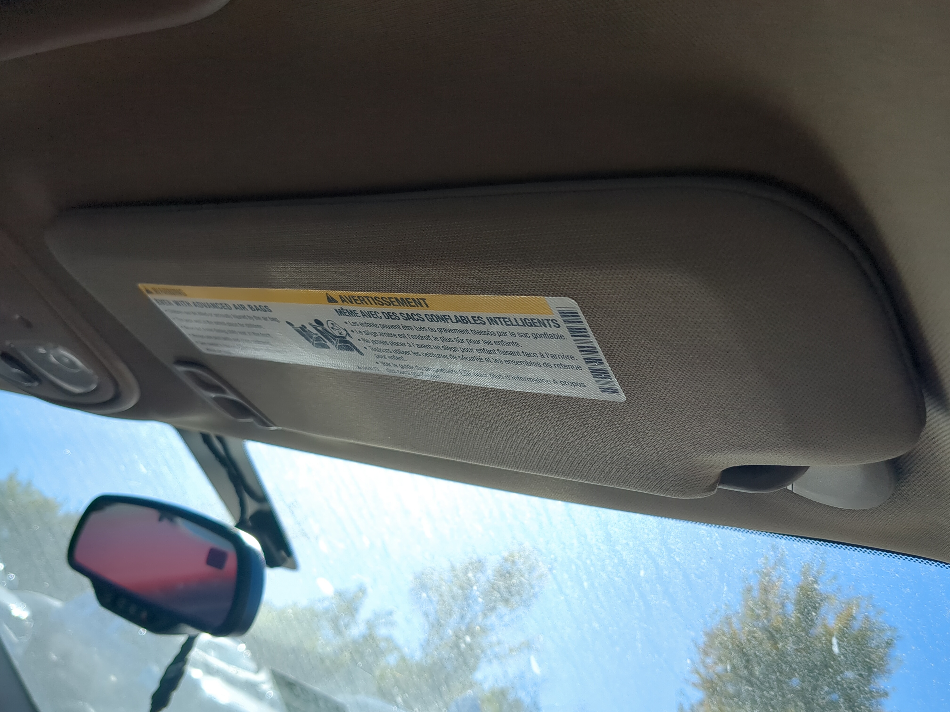 2004-2012 Chevrolet Malibu Passenger Sun Visor Mirror Right Sunvisor 1179704 - Oemusedautoparts1.com