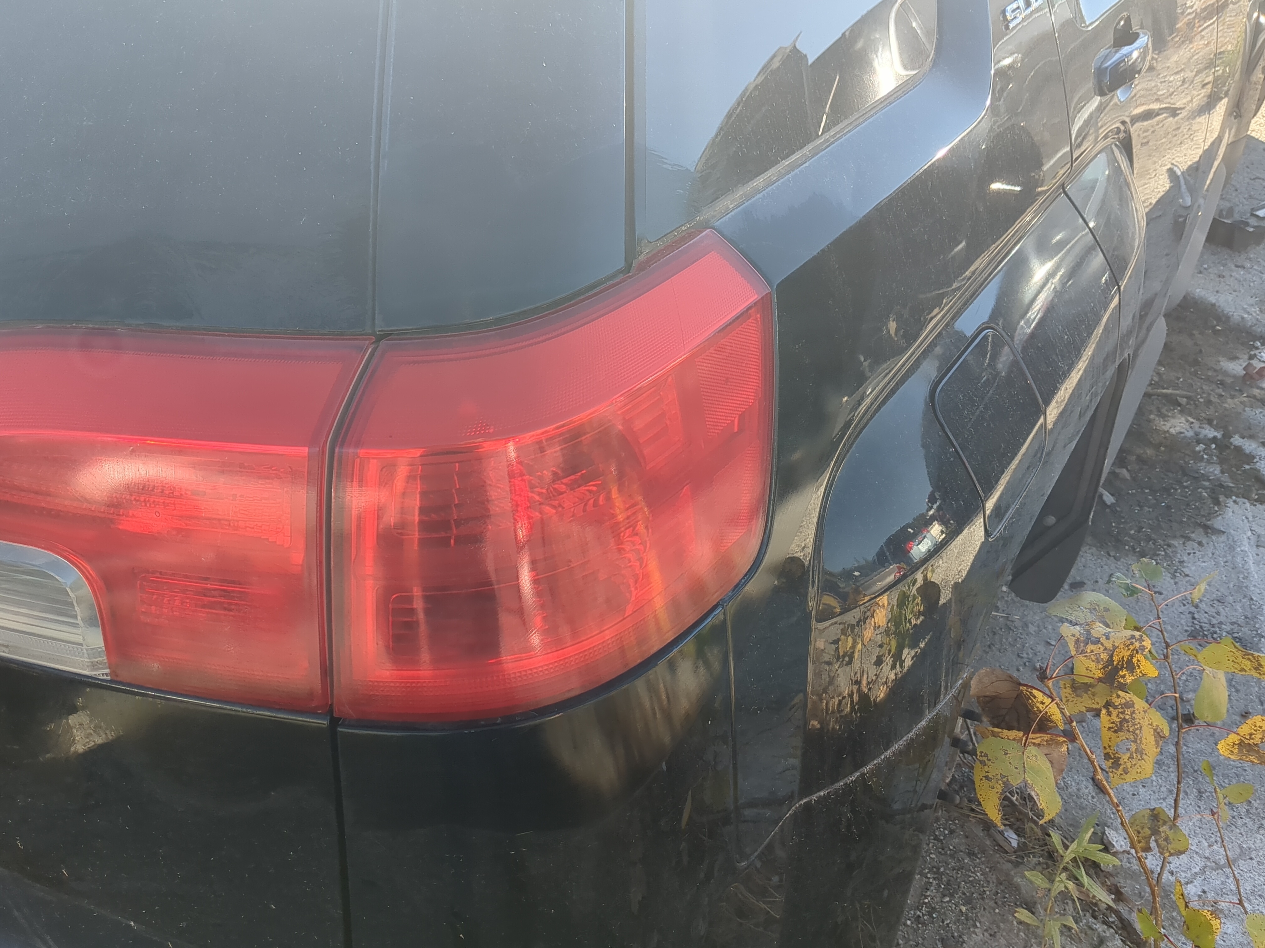 Picture of 2010-2017 Gmc Terrain Passenger Right Side Tail Light Taillight Oem 1179847