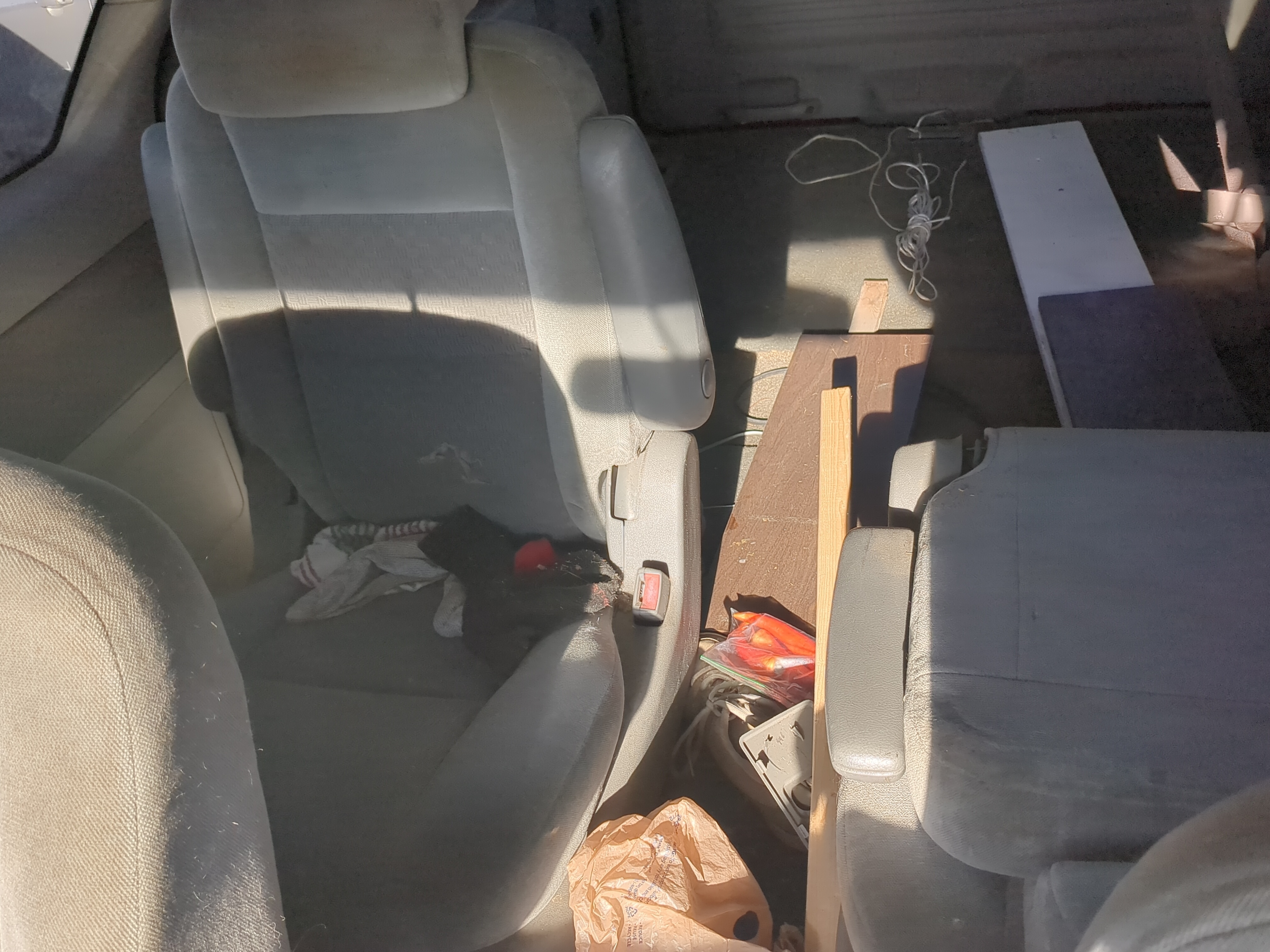 2004 Ford Freestar Rear Seat Oem 1180296 - Oemusedautoparts1.com