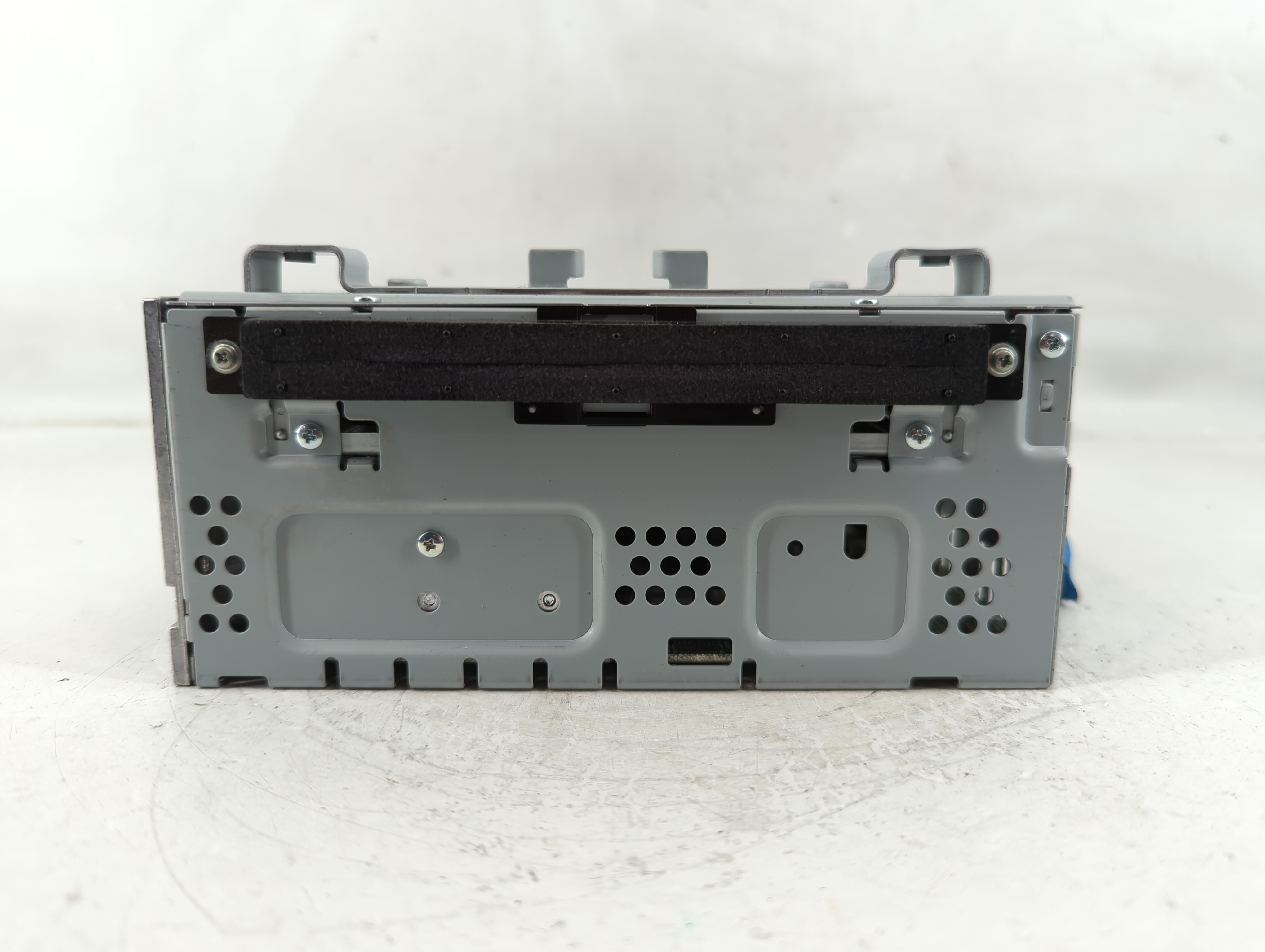 2015-2019 Ford Escape Am Fm Cd Player Radio Receiver 1180363 - Oemusedautoparts1.com