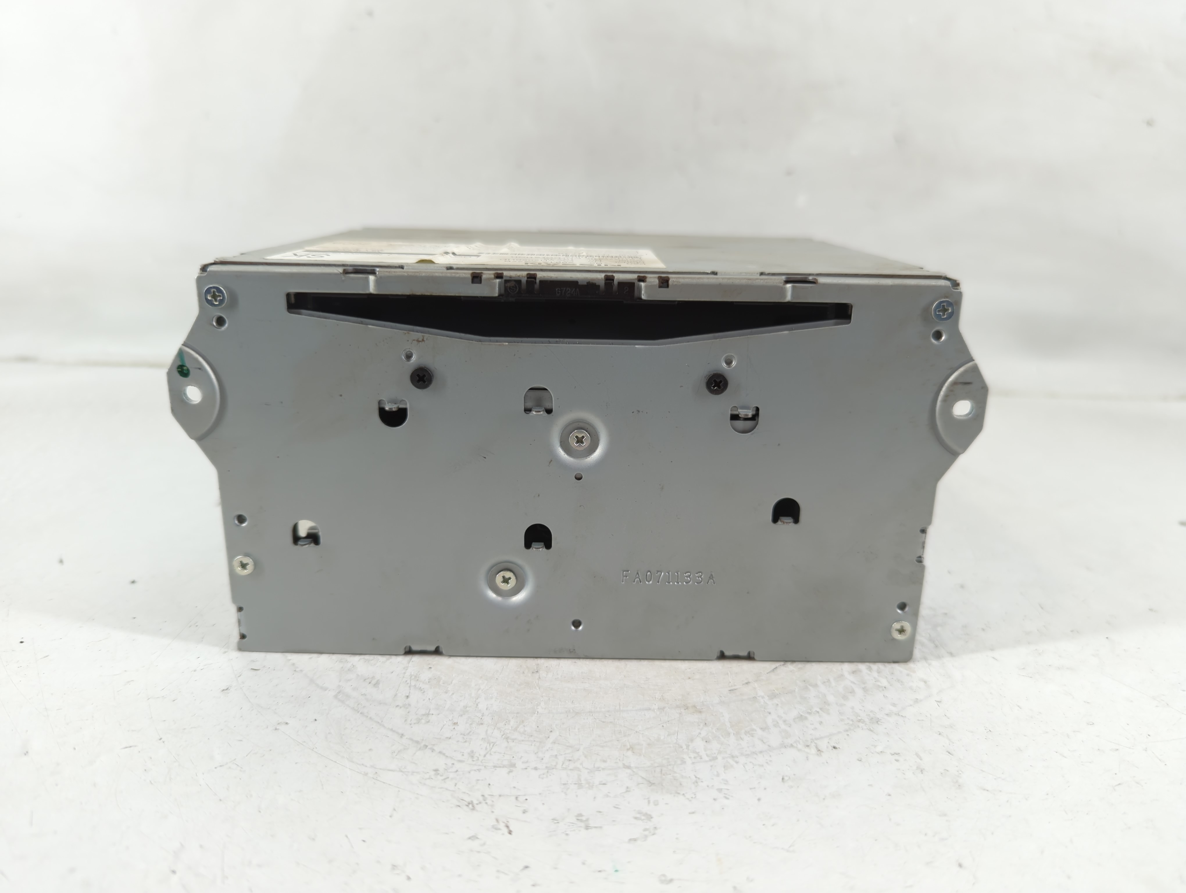 2010-2010 Infiniti G37 Am Fm Cd Player Radio Receiver 1180395 - Oemusedautoparts1.com