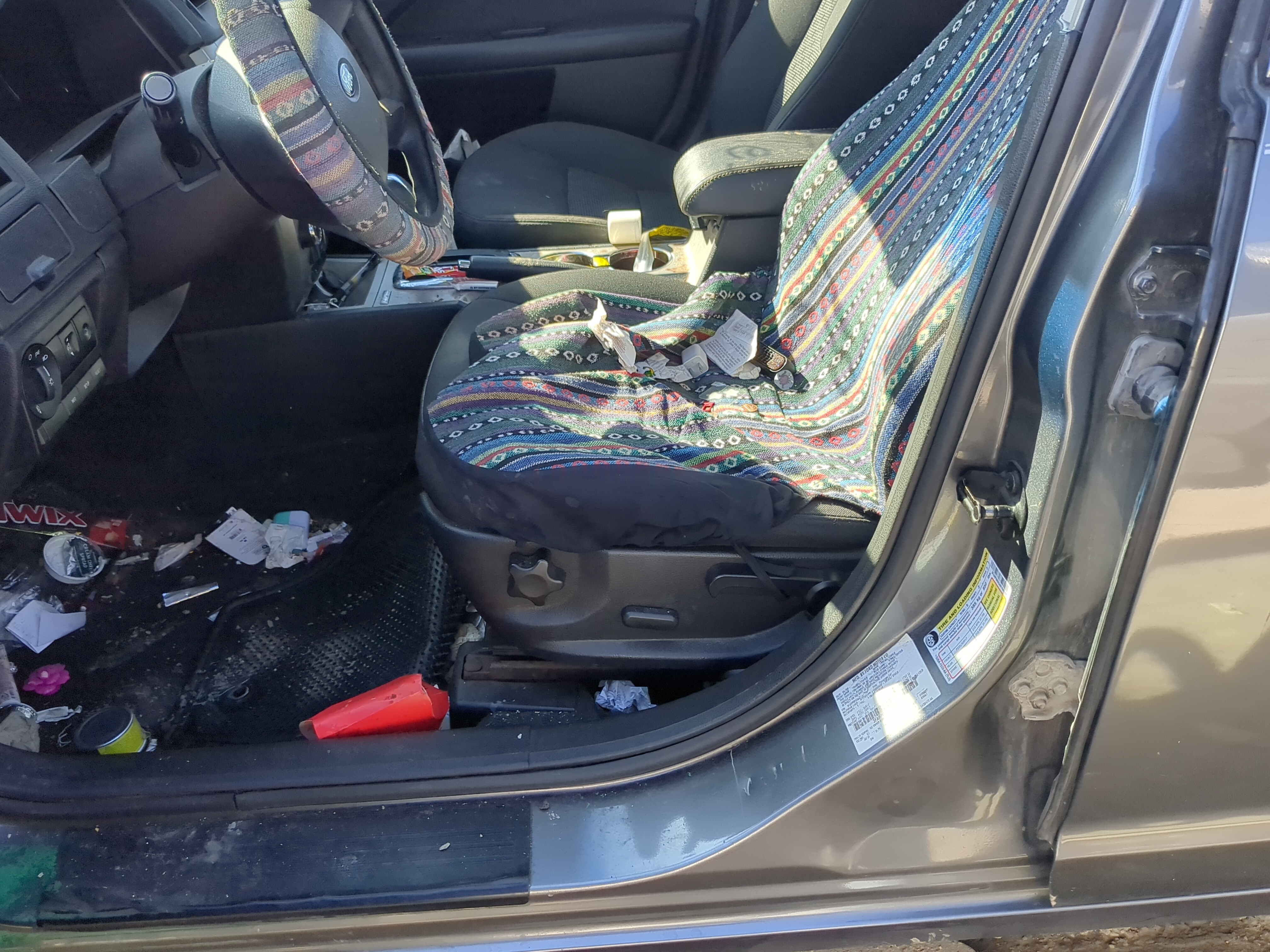 Picture of 2010-2010 Ford Fusion Driver Front Seat Oem 1180533