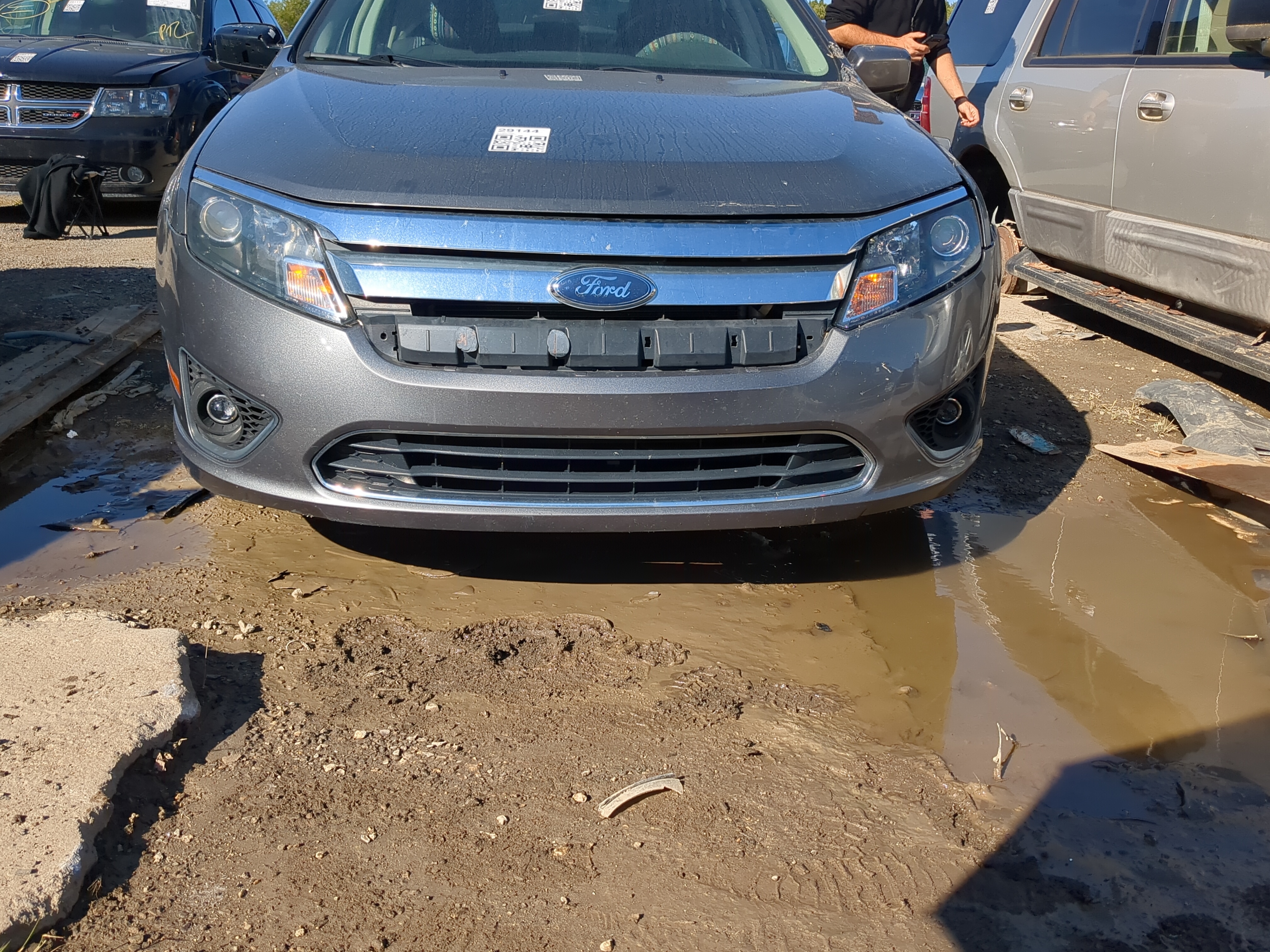 2010-2012 Ford Fusion Front Bumper - Oem 1180572 - Oemusedautoparts1.com