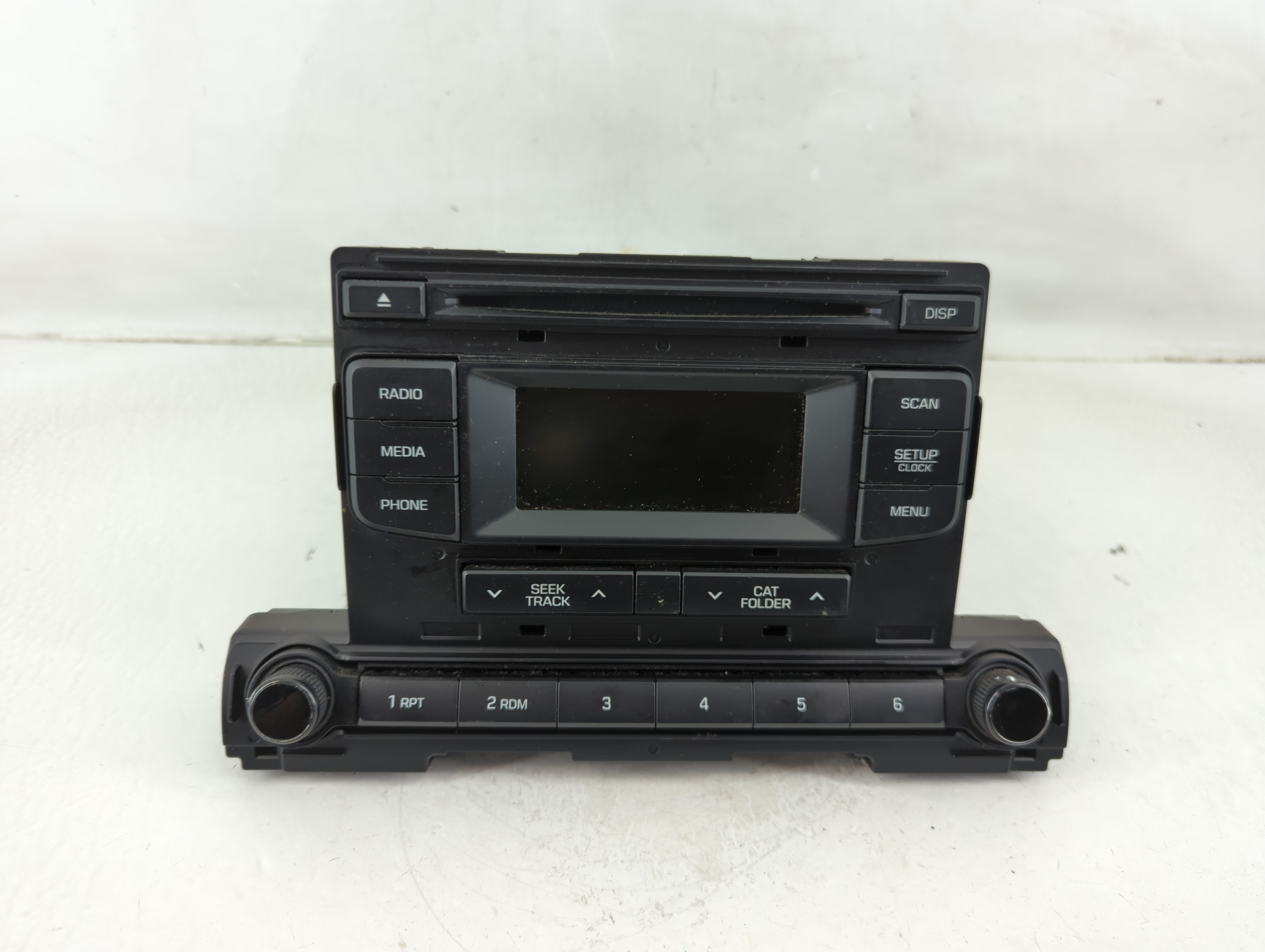 2017-2020 Hyundai Elantra Am Fm Cd Player Radio Receiver 1180592 - Oemusedautoparts1.com
