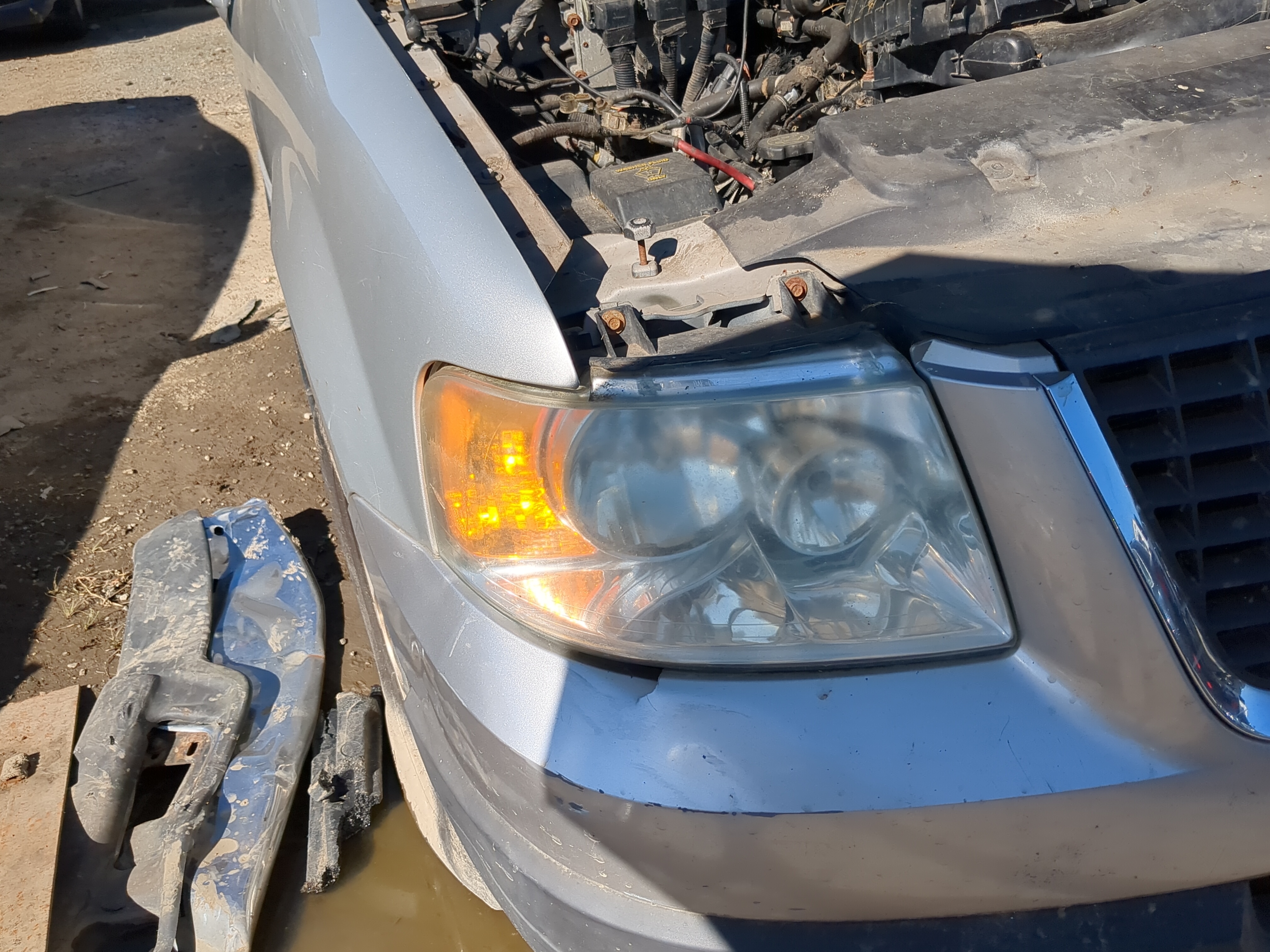 2006 Ford Expedition Passenger Right Oem Head Light Headlight Lamp 1180775 - Oemusedautoparts1.com