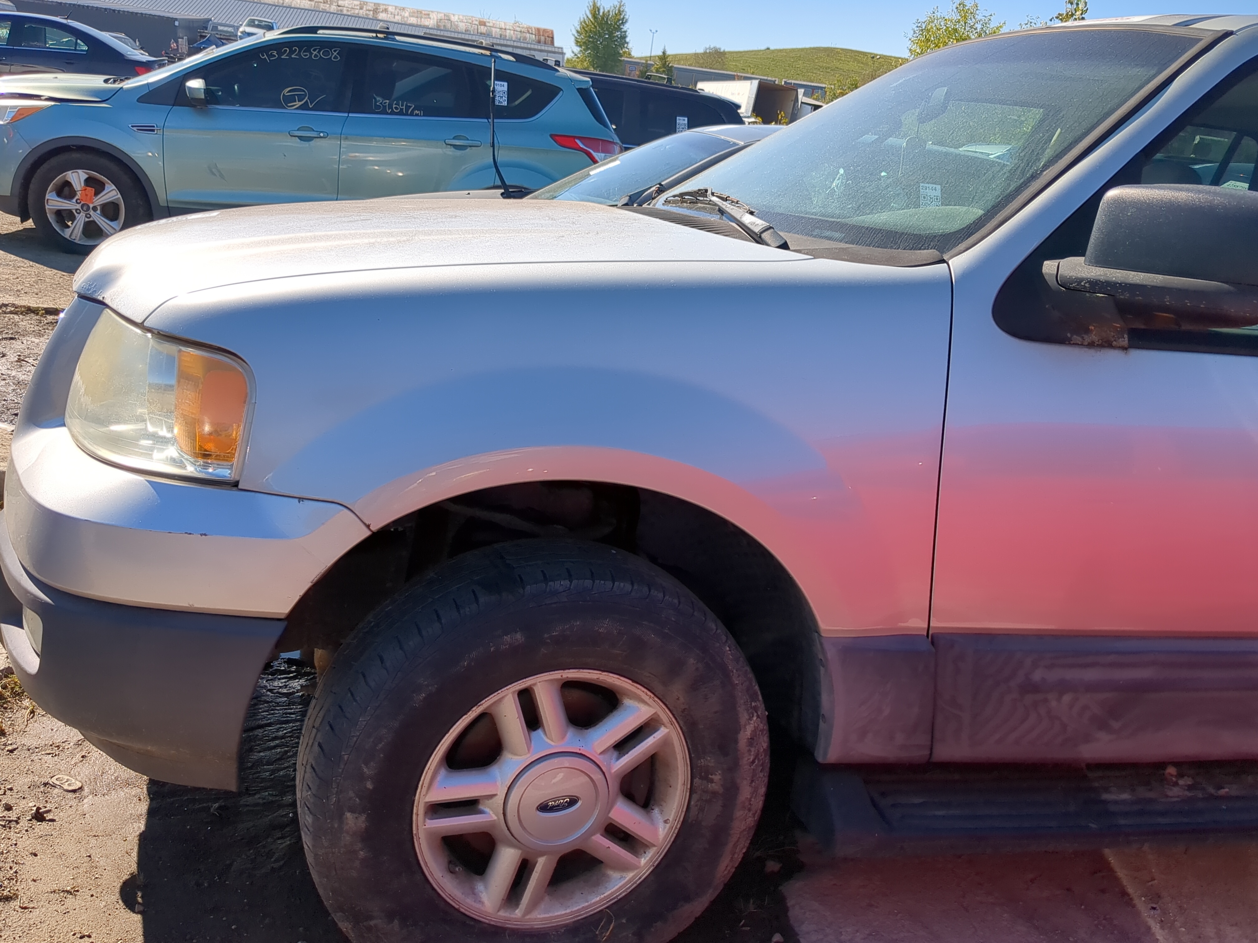 Picture of 2006 Ford Expedition Driver Fender 1180776