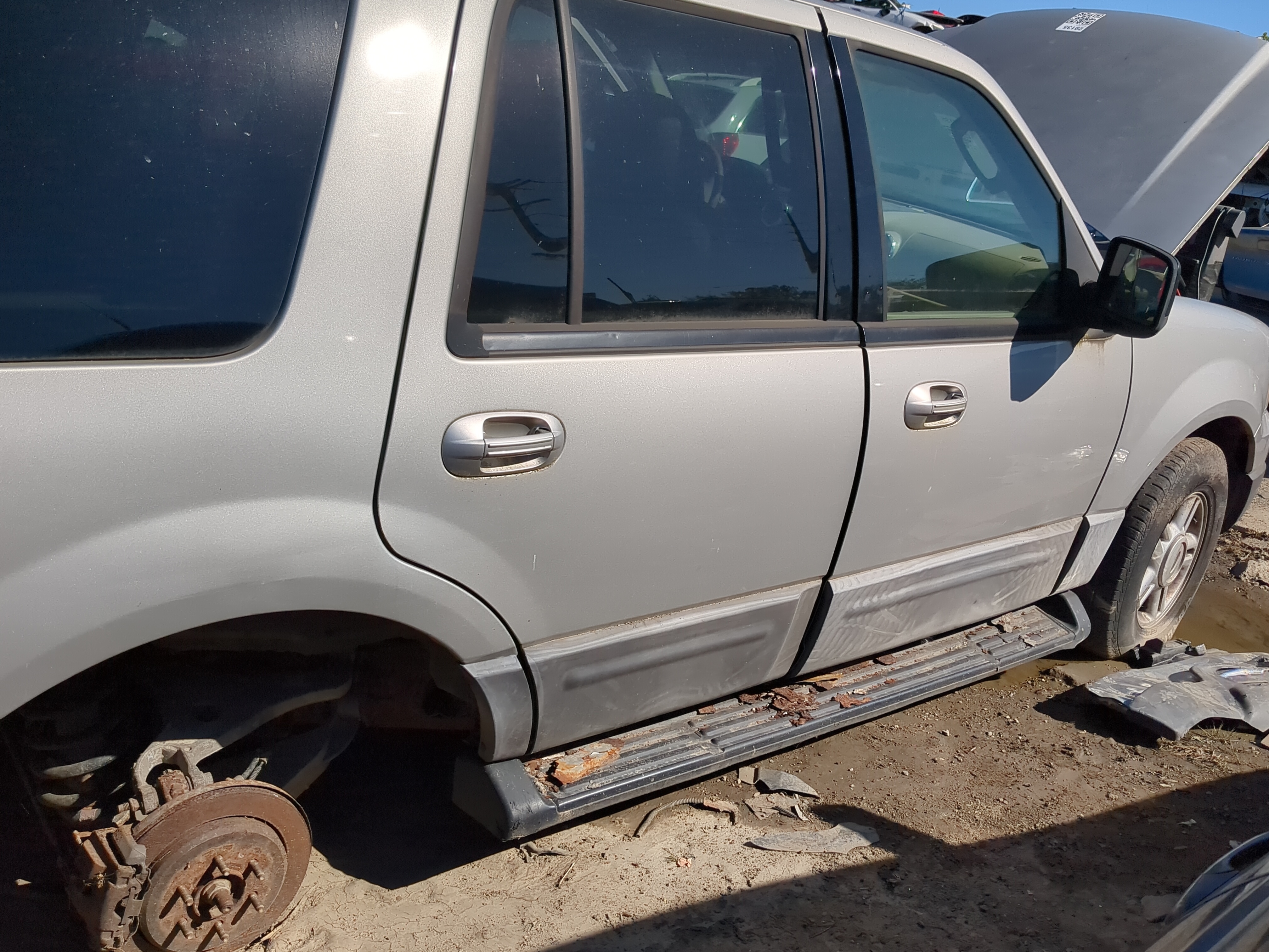 2006 Ford Expedition Passenger Rear Door Oem 1180860 - Oemusedautoparts1.com