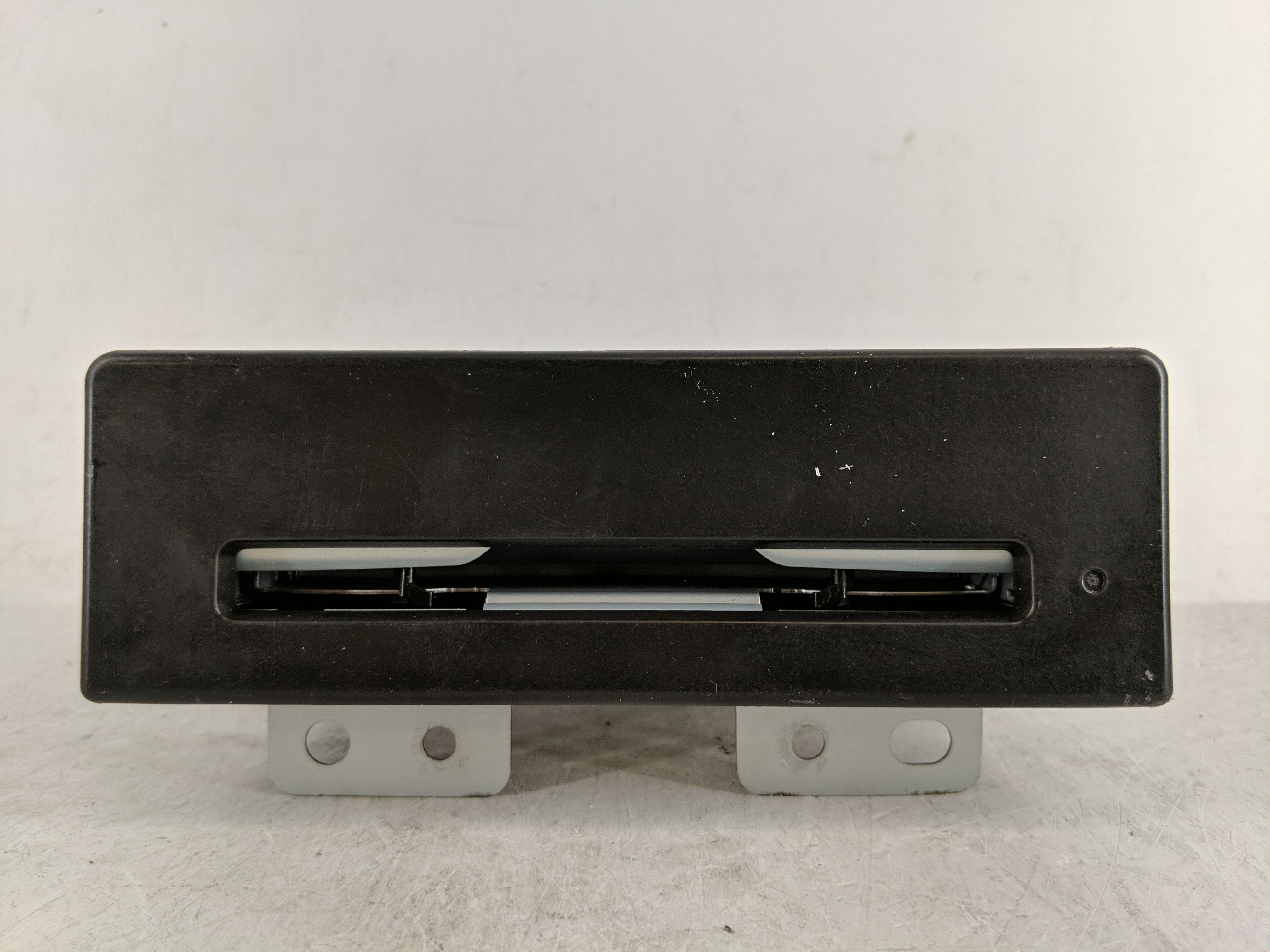 Picture of 2016-2016 Chevrolet Impala Am Fm Cd Player Radio Receiver 1181033