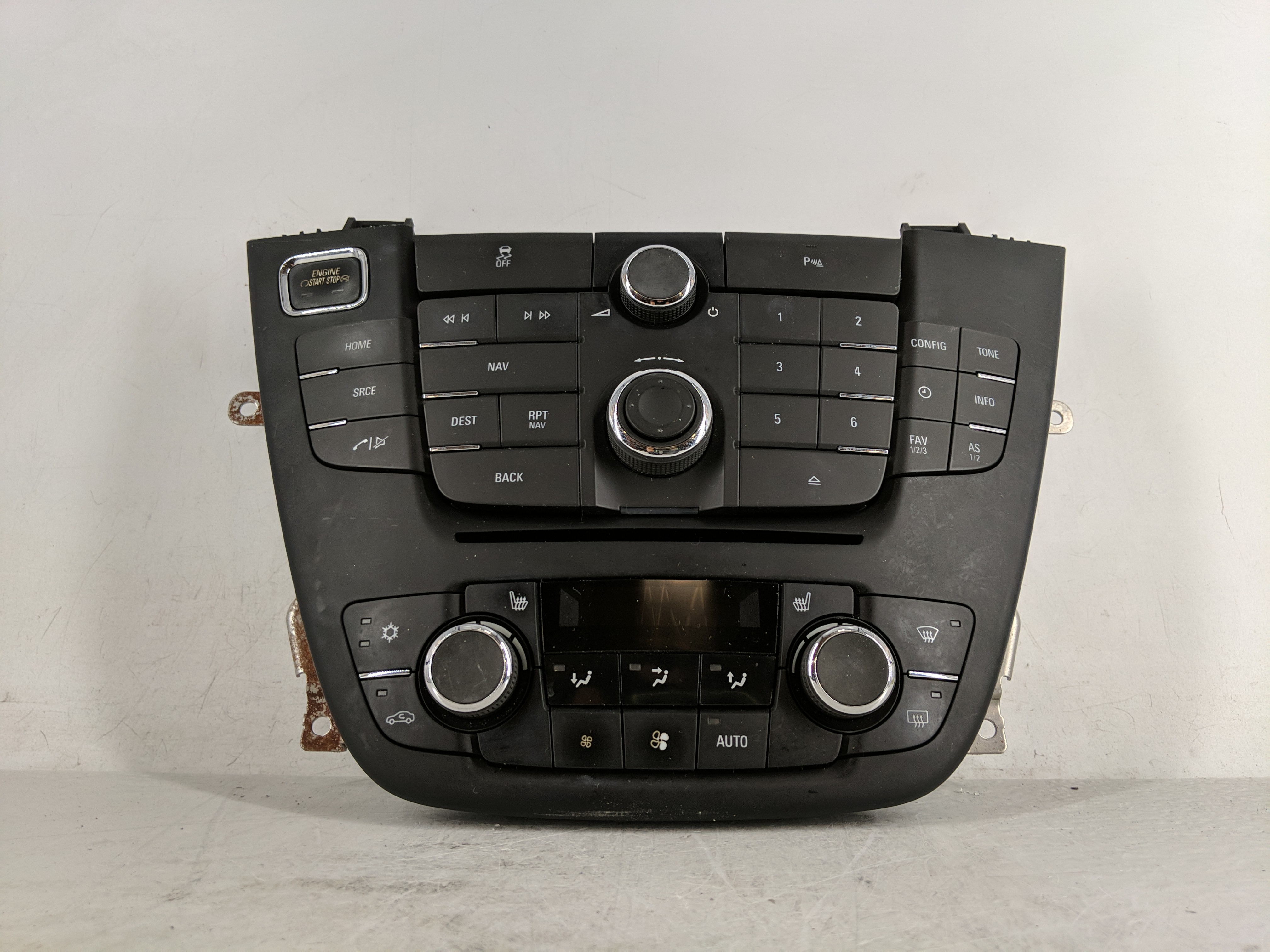 Picture of 2012-2013 Buick Regal Am Fm Cd Player Radio Receiver 1181040