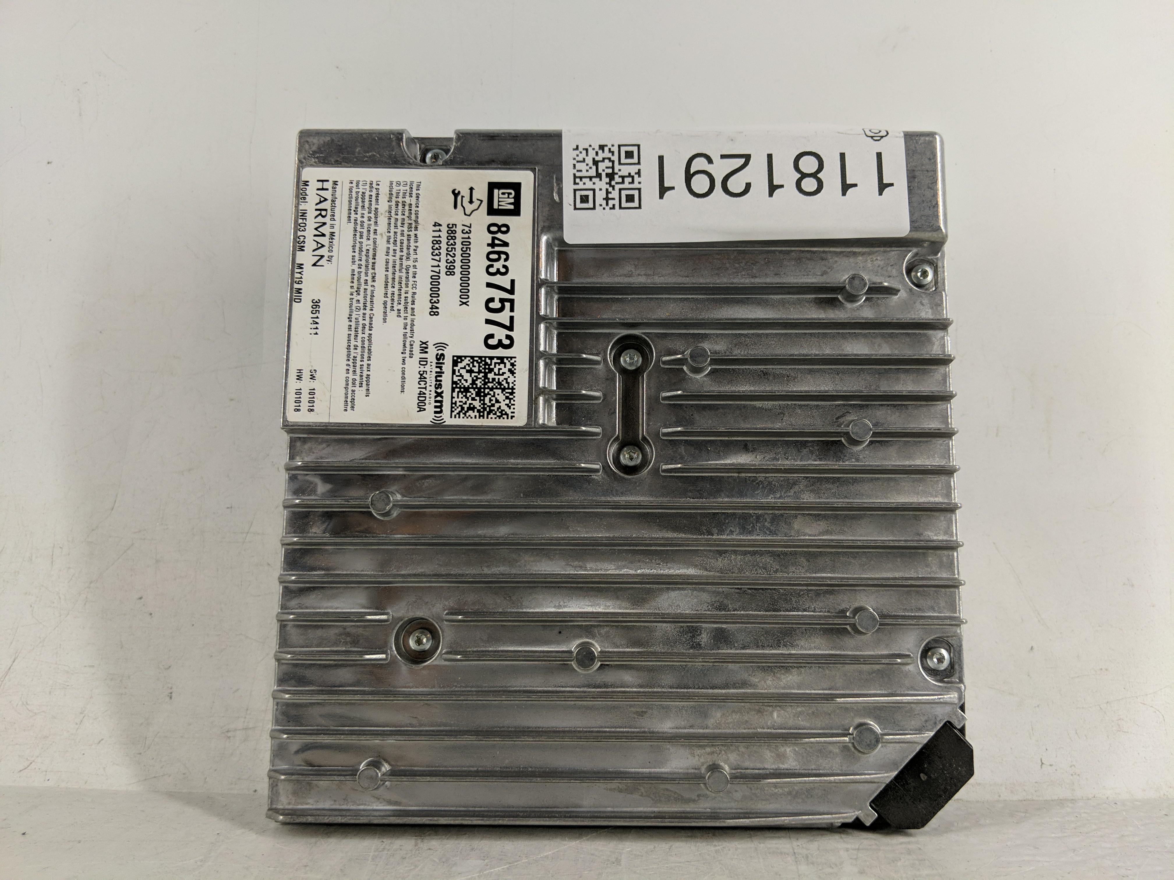 Picture of Gmc Terrain Am Fm Cd Player Radio Receiver 1181291