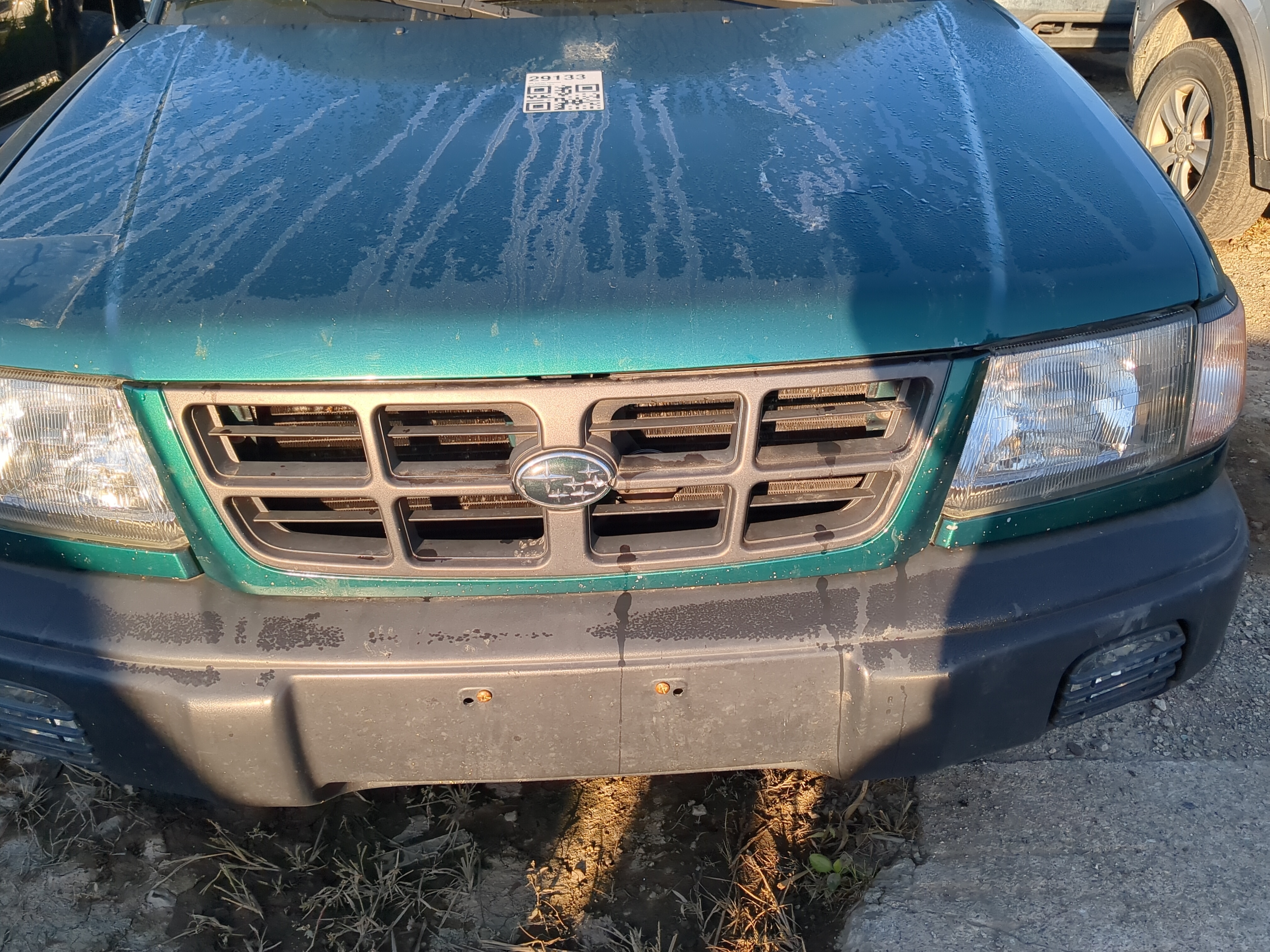 1998-2000 Subaru Forester Front Grille Bumper Not Included 1181523 - Oemusedautoparts1.com