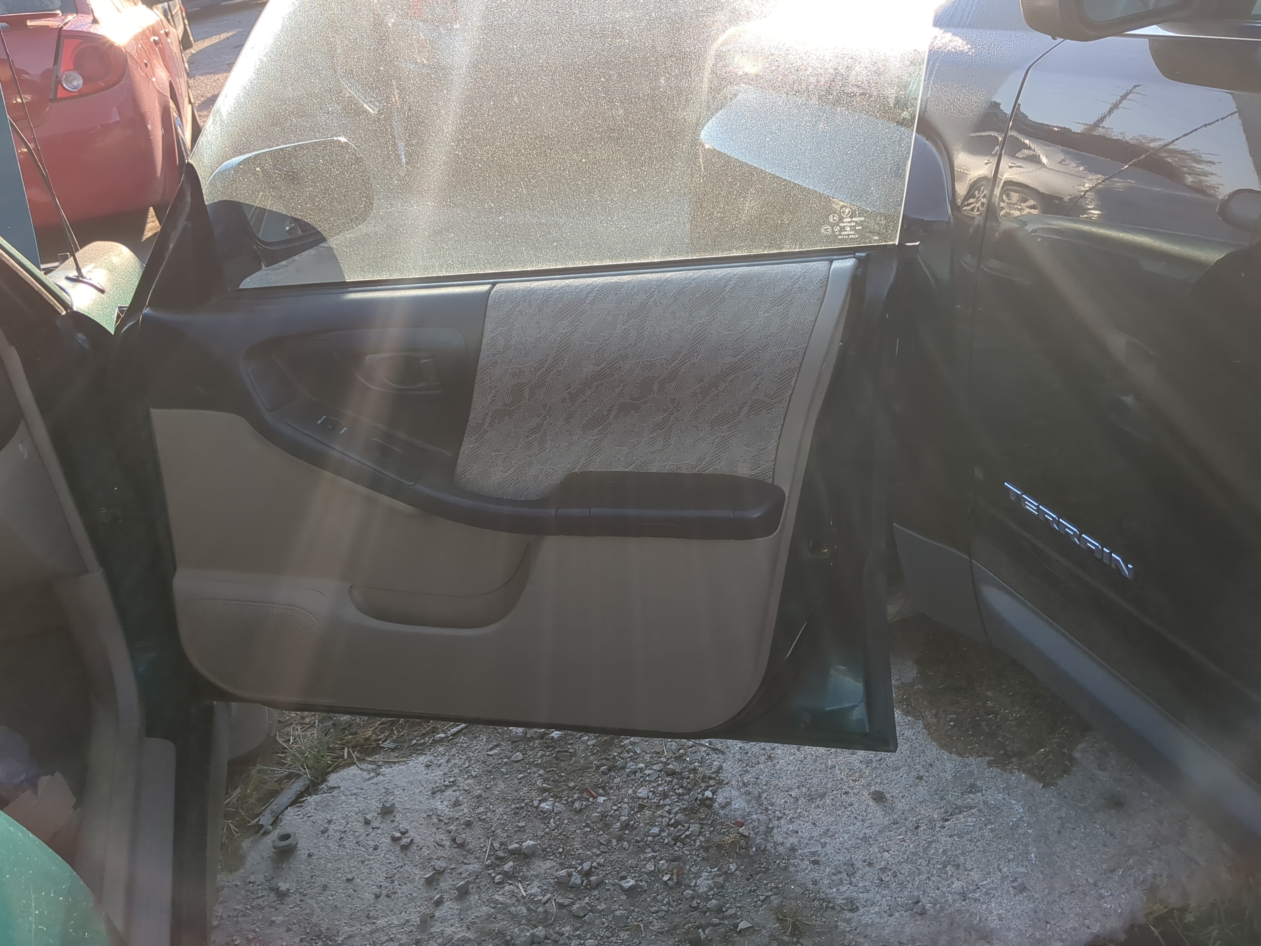 Picture of 1999 Subaru Forester Front Right Passenger Interior Door Panel Trim 1181588