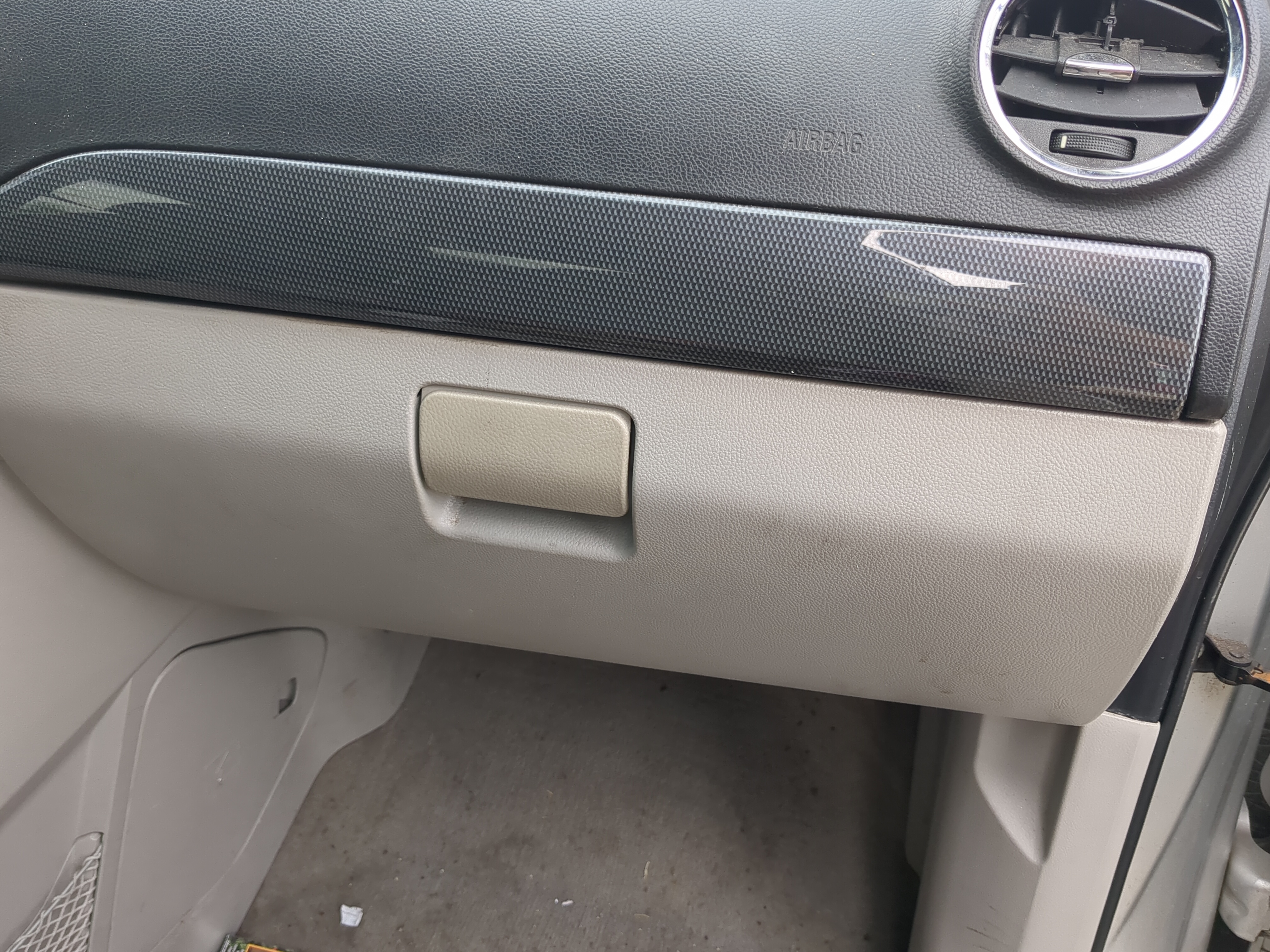 2009 Saturn Vue Passenger Glove Box Door Storage Compartment 1182096 - Oemusedautoparts1.com