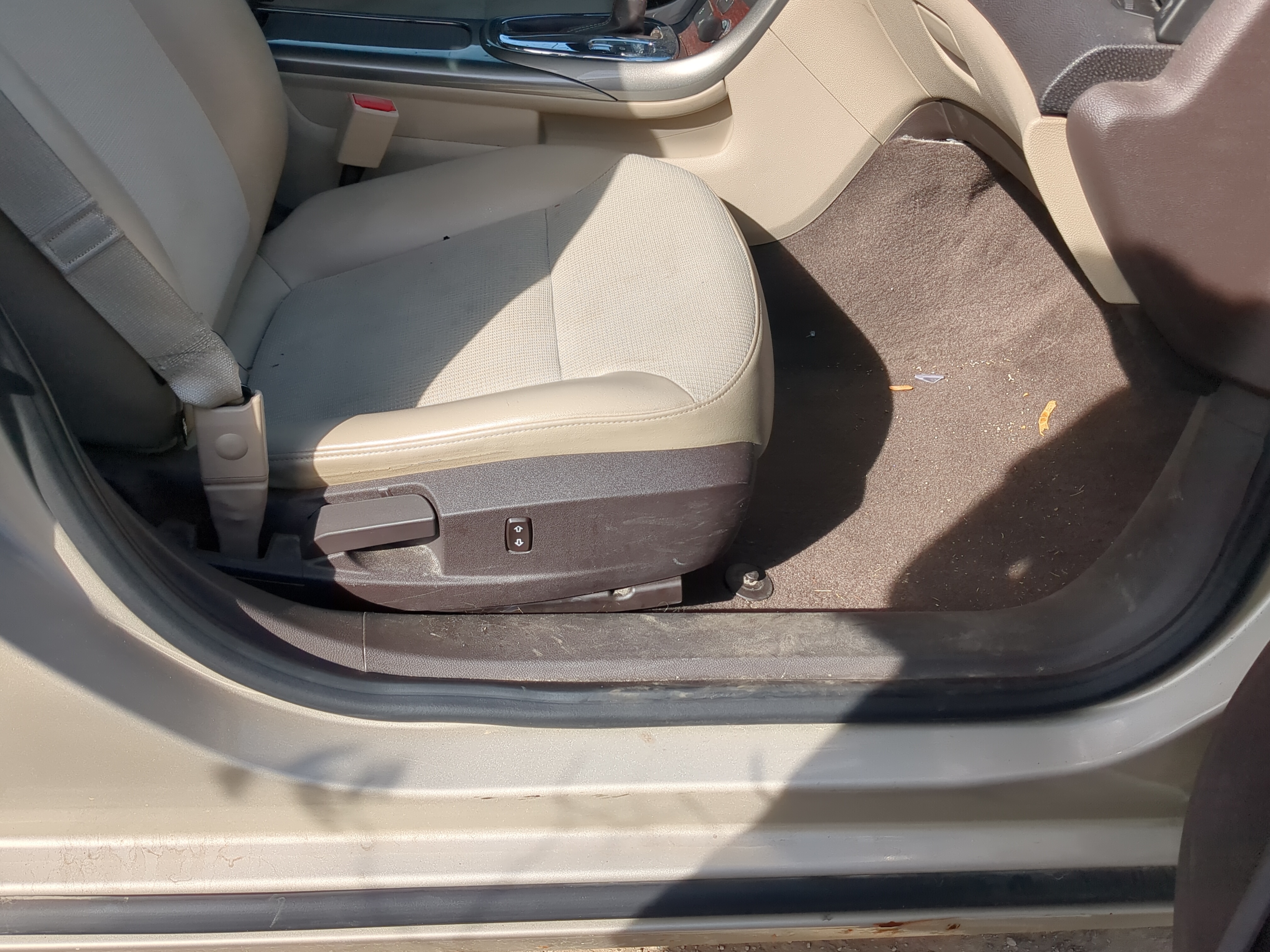 Picture of 2013-2013 Chevrolet Malibu Passenger Front Seat Oem 1182350
