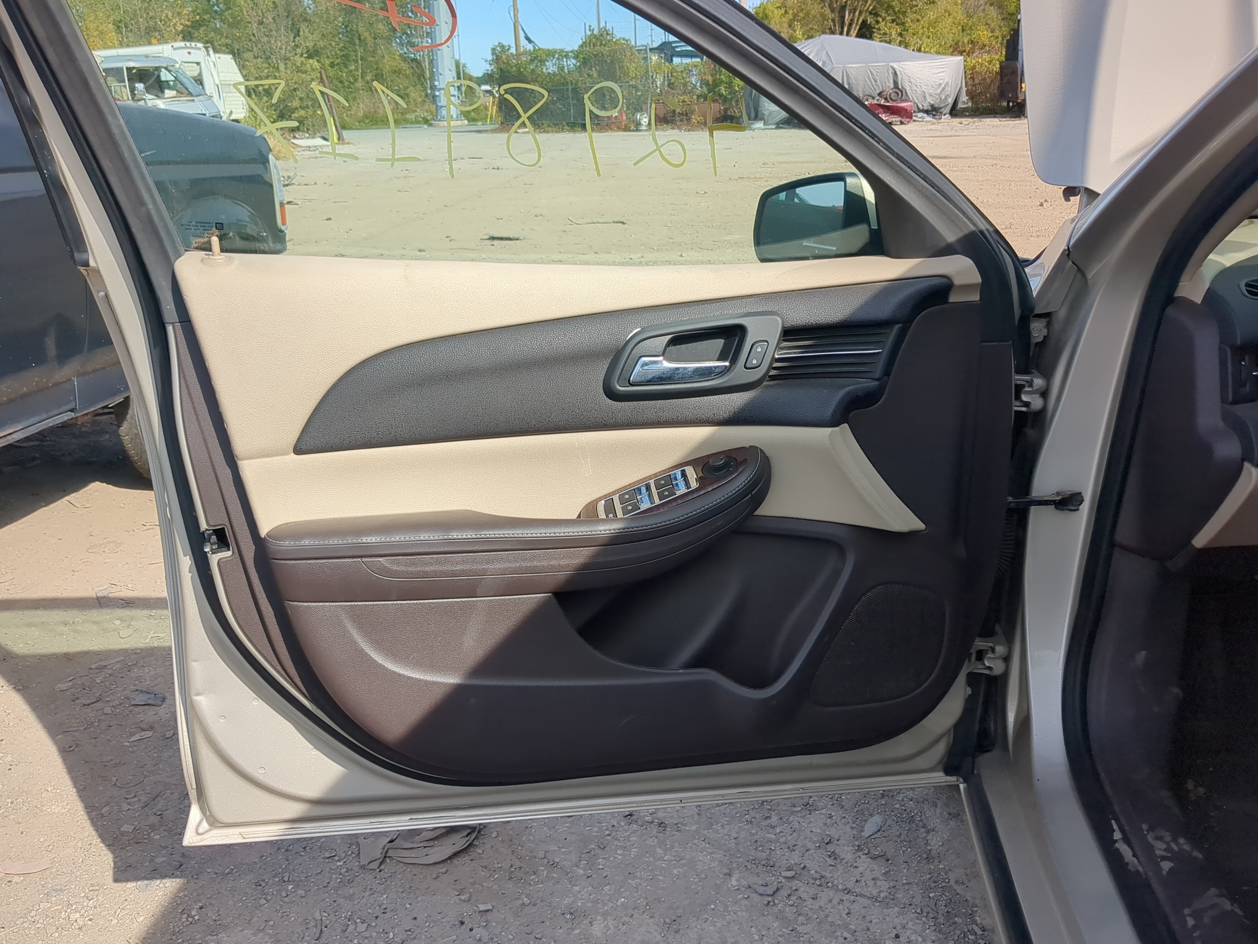 Picture of 2013 Chevrolet Malibu Front Left Driver Interior Door Panel Trim 1182380