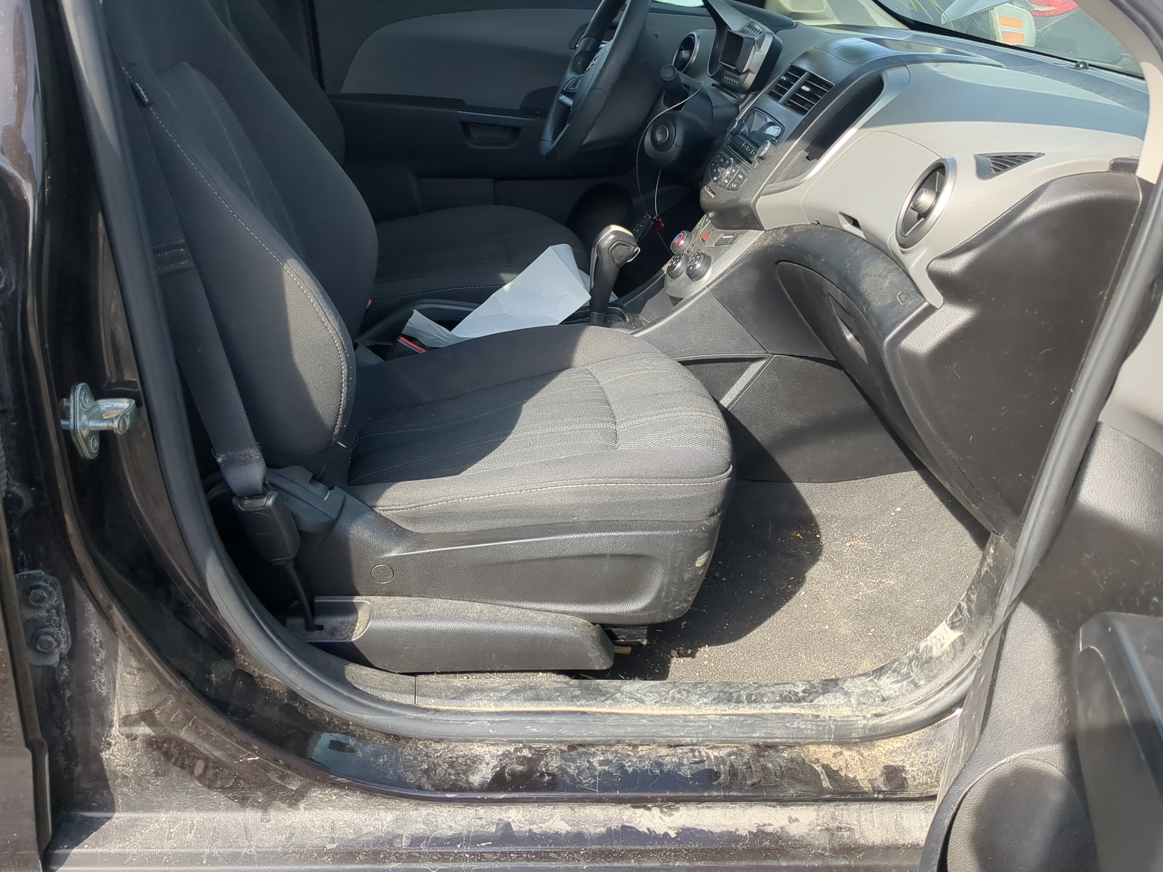Picture of 2013-2016 Chevrolet Sonic Passenger Front Seat Oem 1182470
