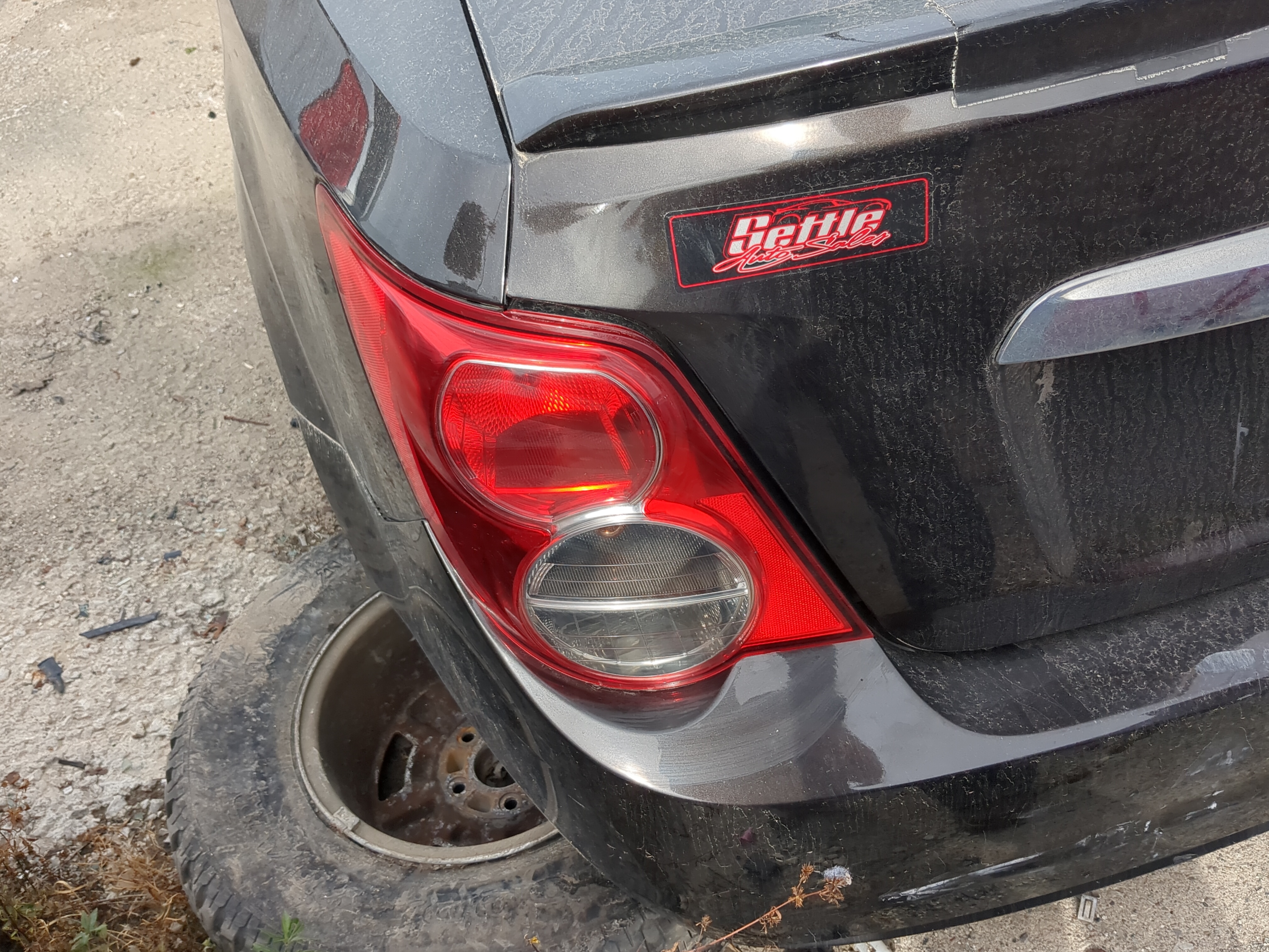 Picture of 2012-2016 Chevrolet Sonic Driver Left Side Tail Light Taillight Oem 1182530