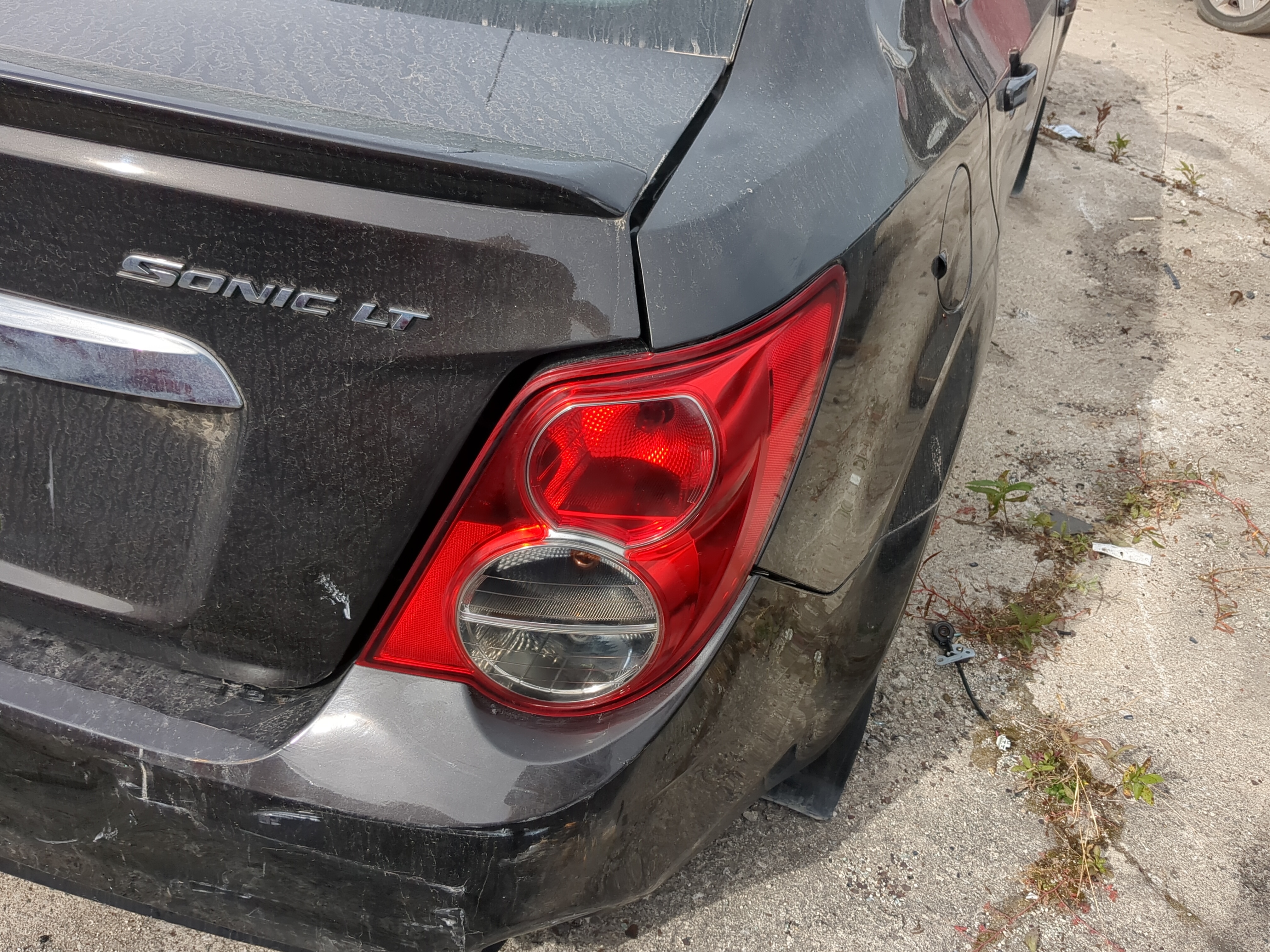 Picture of 2012-2016 Chevrolet Sonic Passenger Right Side Tail Light Taillight Oem 1182564