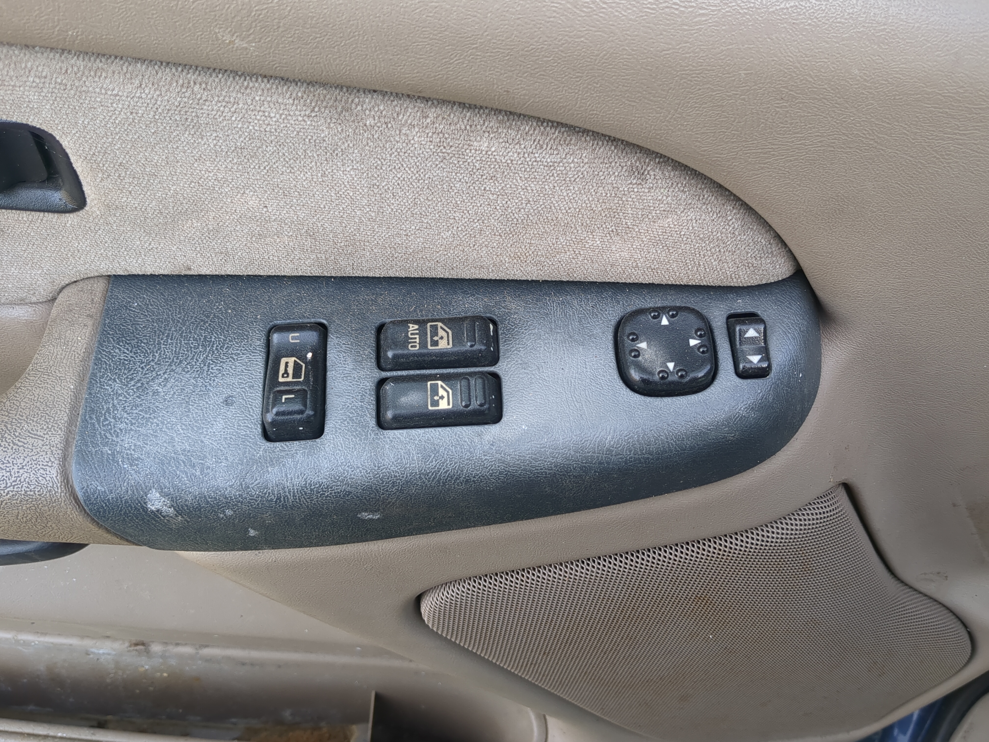 Picture of Power Window Switches 2001 CHEVROLET SILVERADO 1500