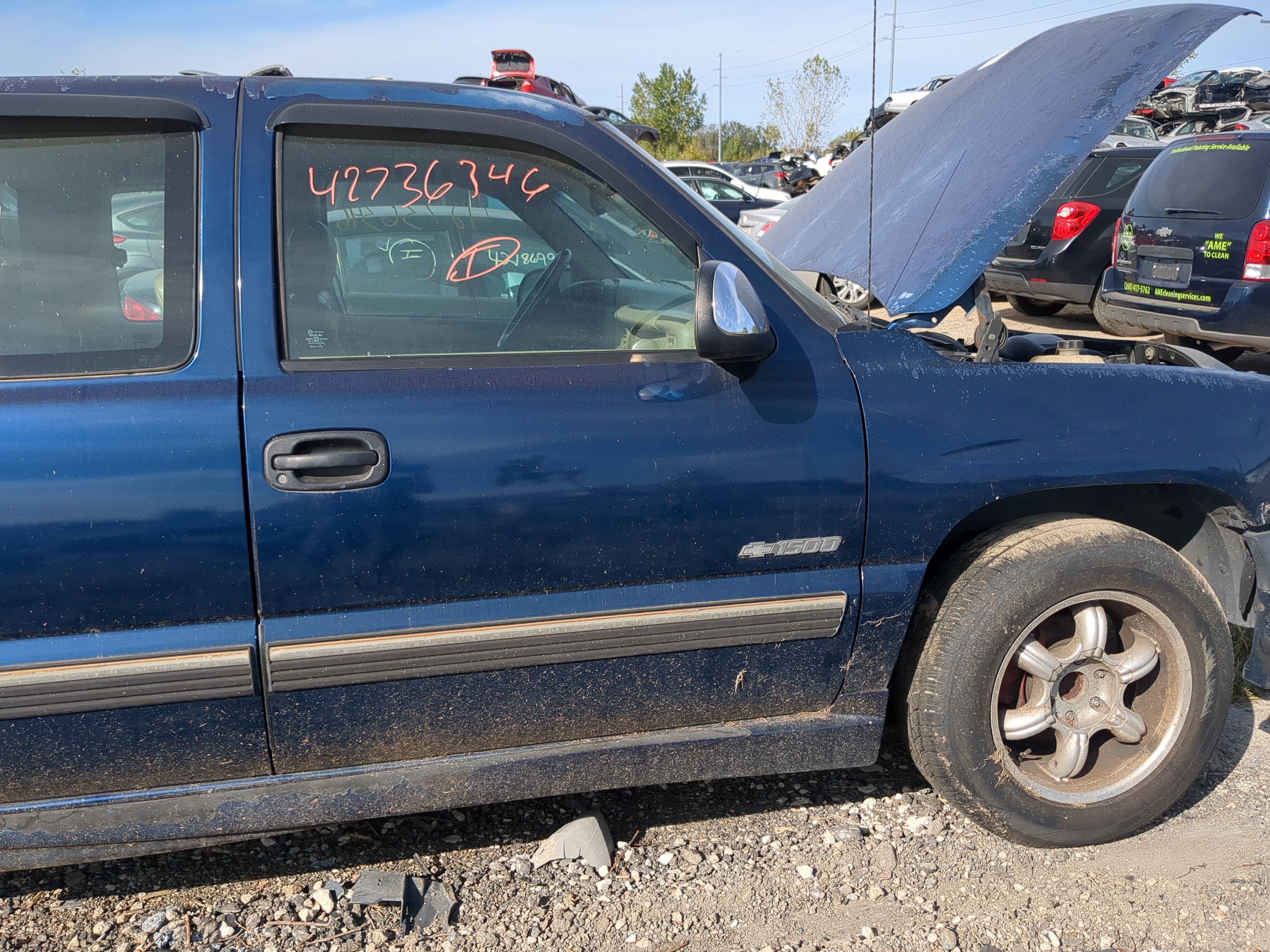 1999-2007 Chevrolet Silverado 1500 Passenger Front Door Oem 1182709 - Oemusedautoparts1.com