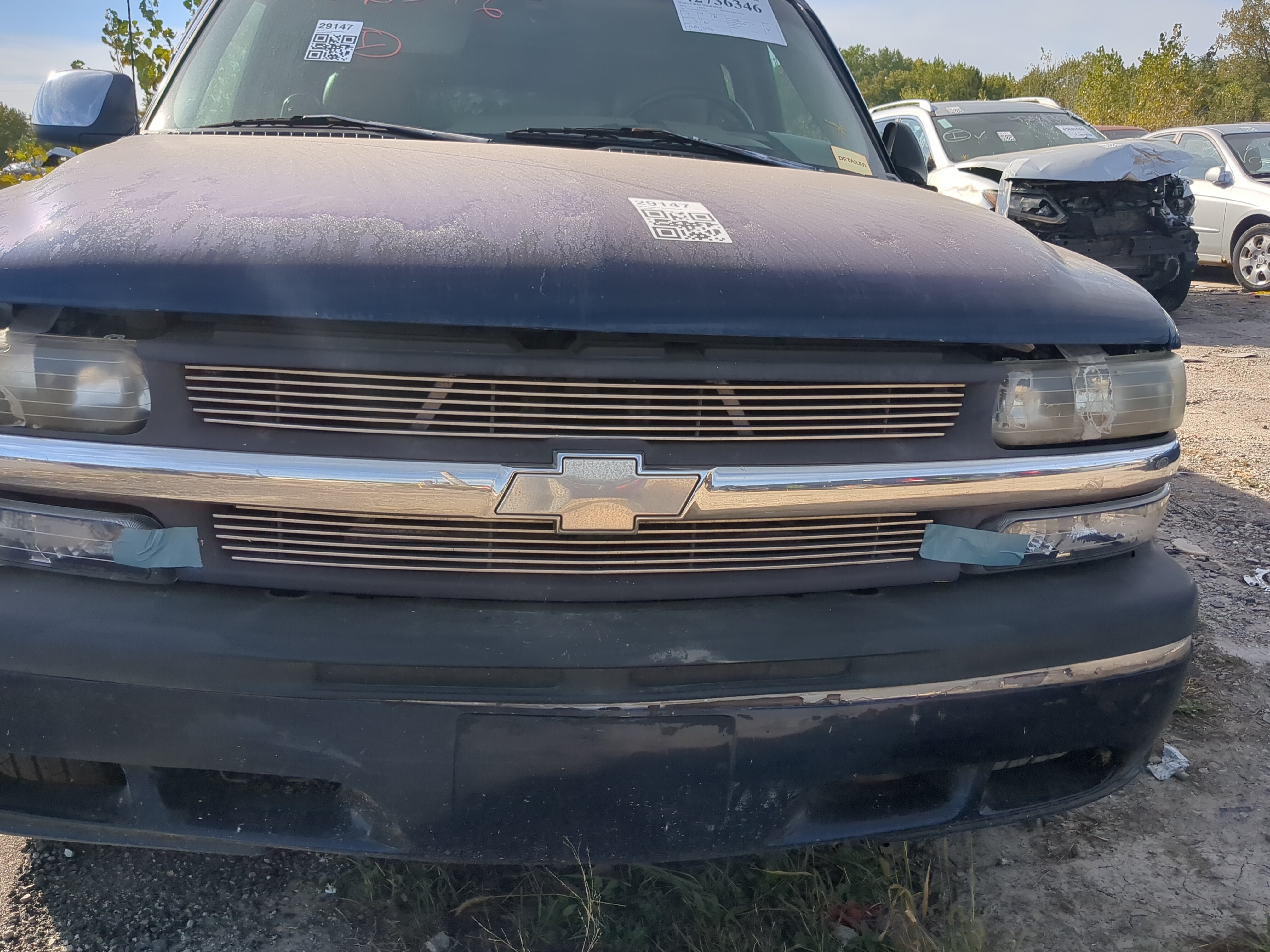 1999-2002 Chevrolet Silverado 1500 Front Grille Bumper Not Included 1182715 - Oemusedautoparts1.com