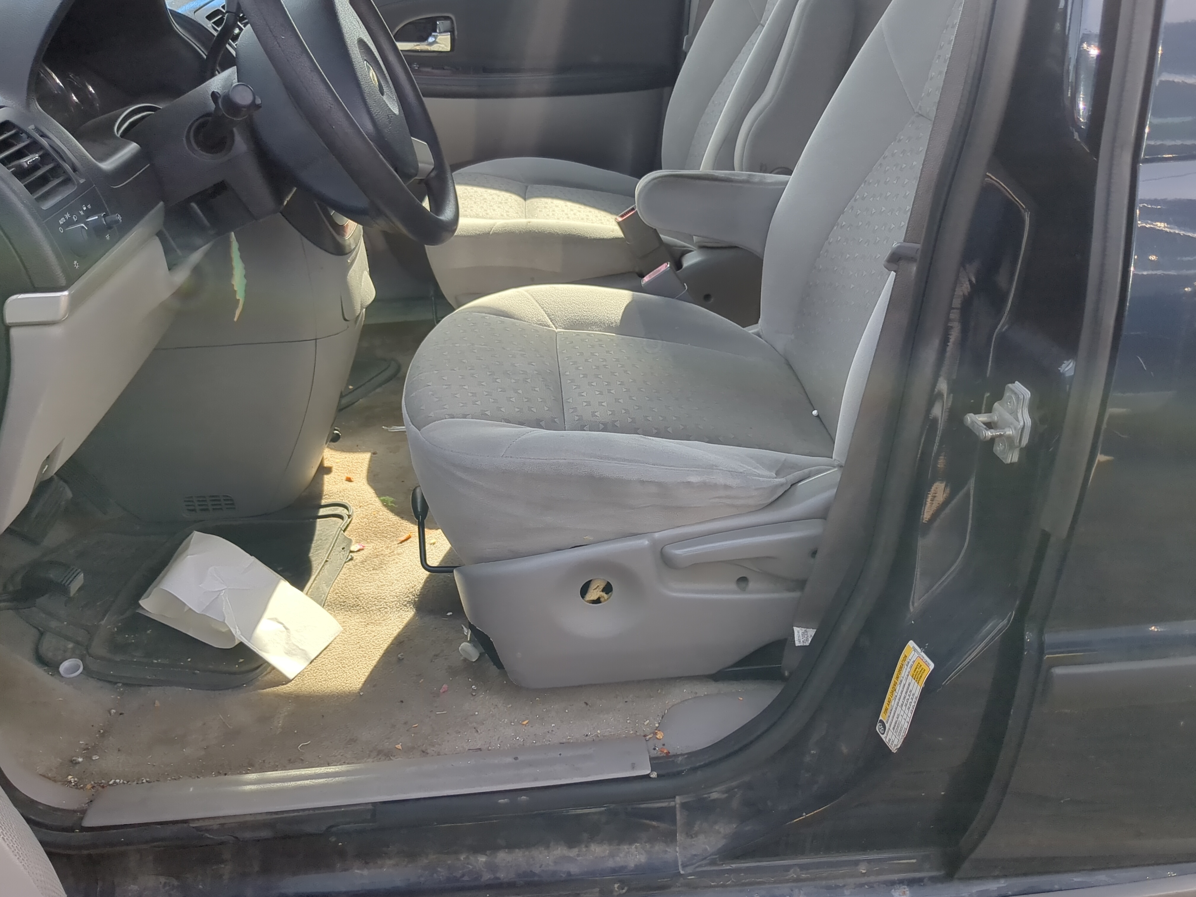 Picture of 2005-2009 Chevrolet Uplander Driver Front Seat Oem 1182808