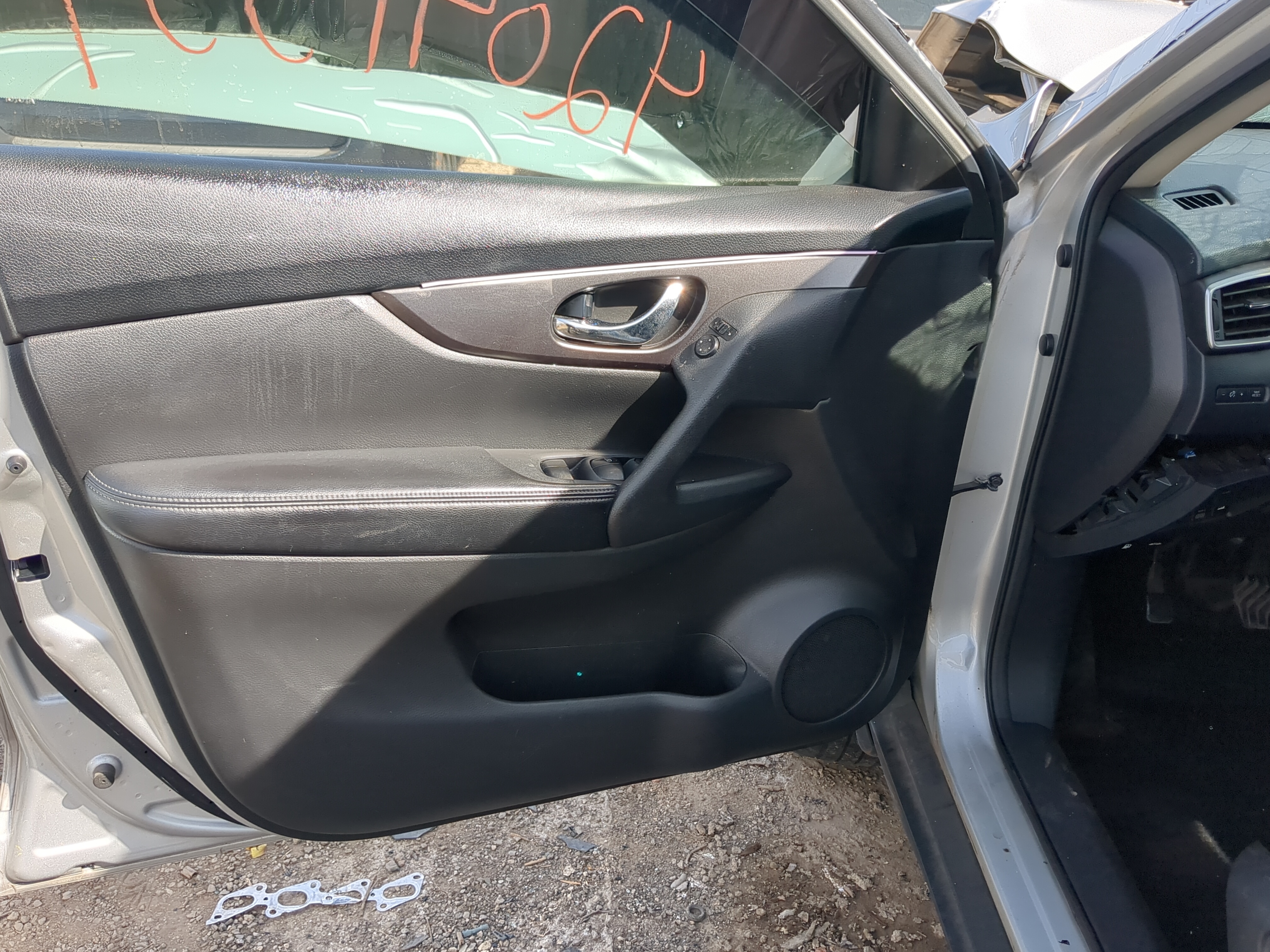 Picture of 2014-2020 Nissan Rogue Driver Left Door Master Power Window Switch 1183038