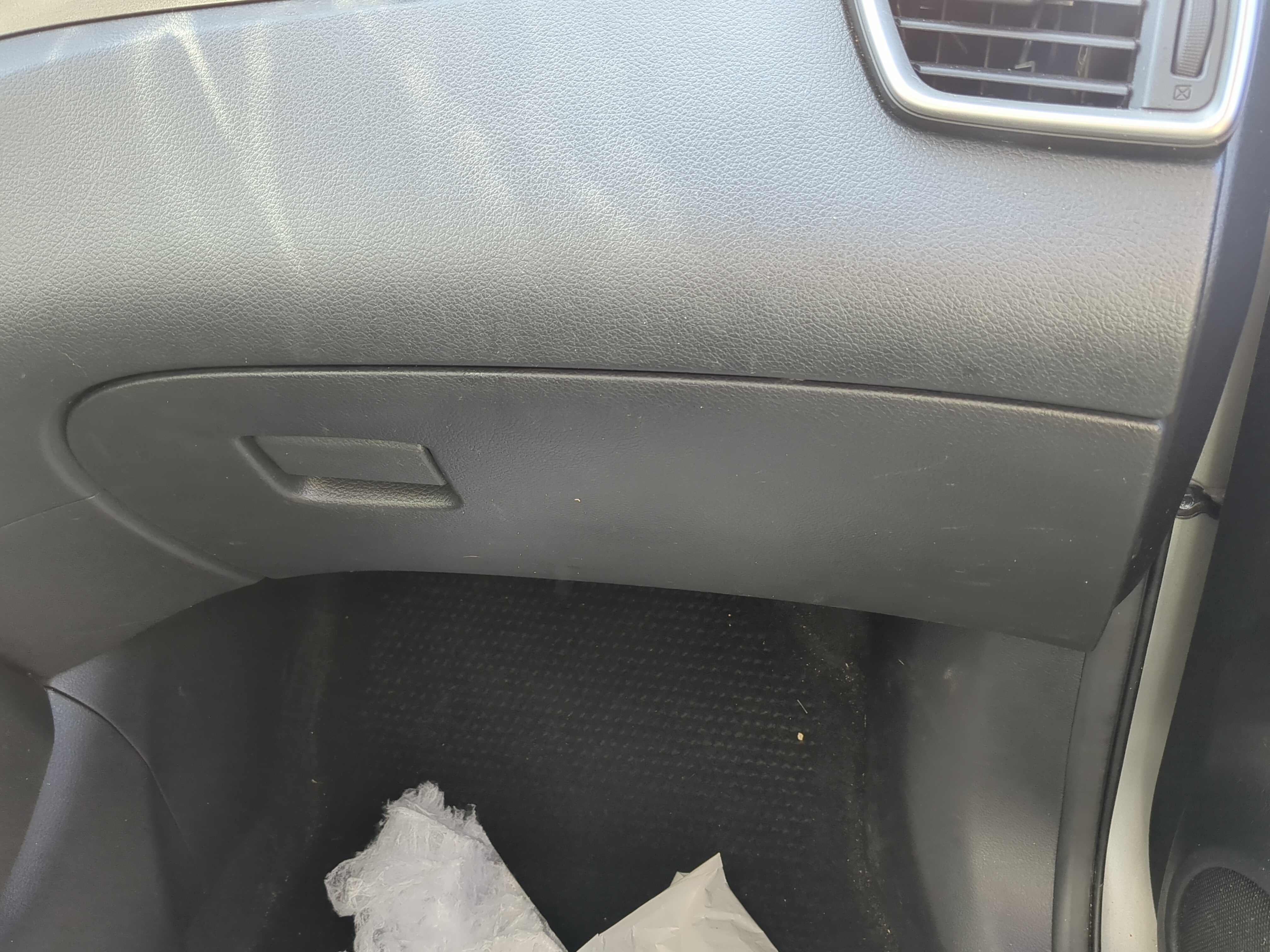 2015 Nissan Rogue Passenger Glove Box Door Storage Compartment 1183148 - Oemusedautoparts1.com