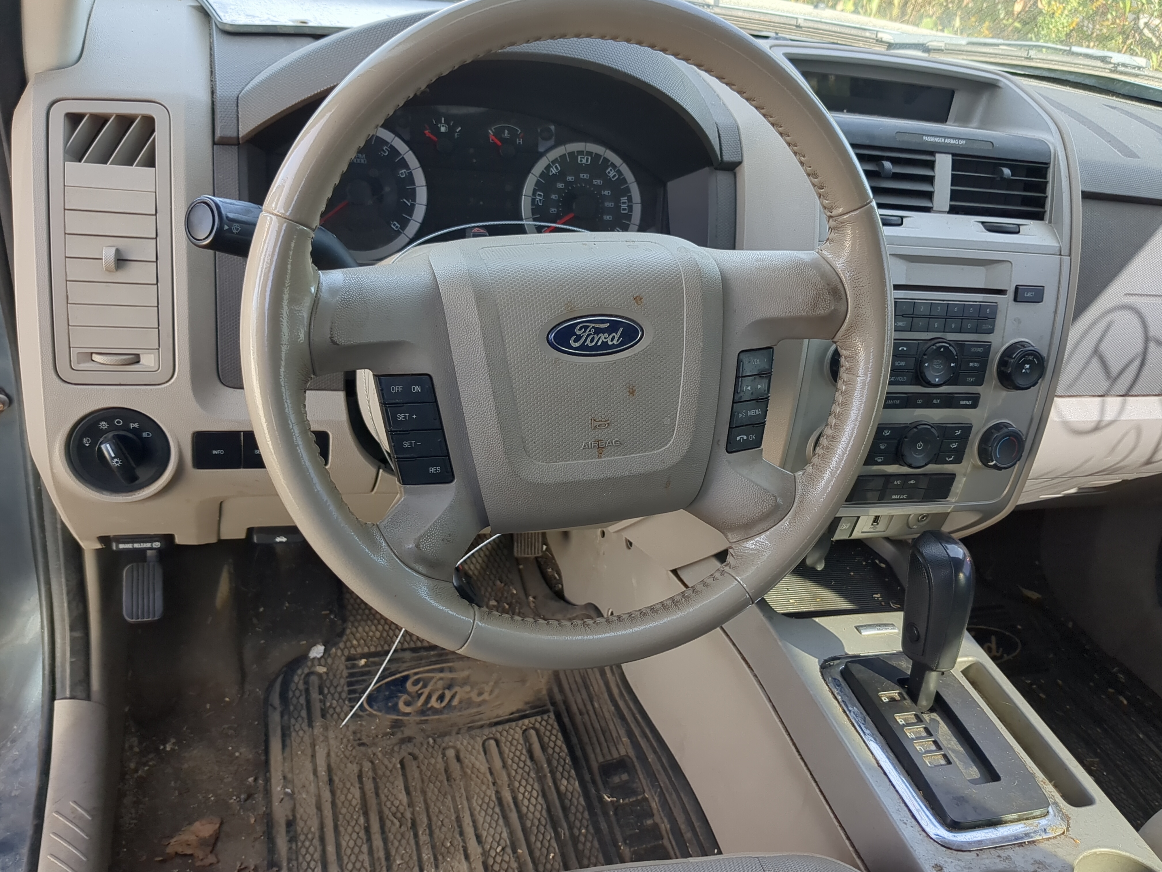 2009-2012 Ford Escape Air Bag Driver Left Steering Wheel Mounted 1183238 - Oemusedautoparts1.com