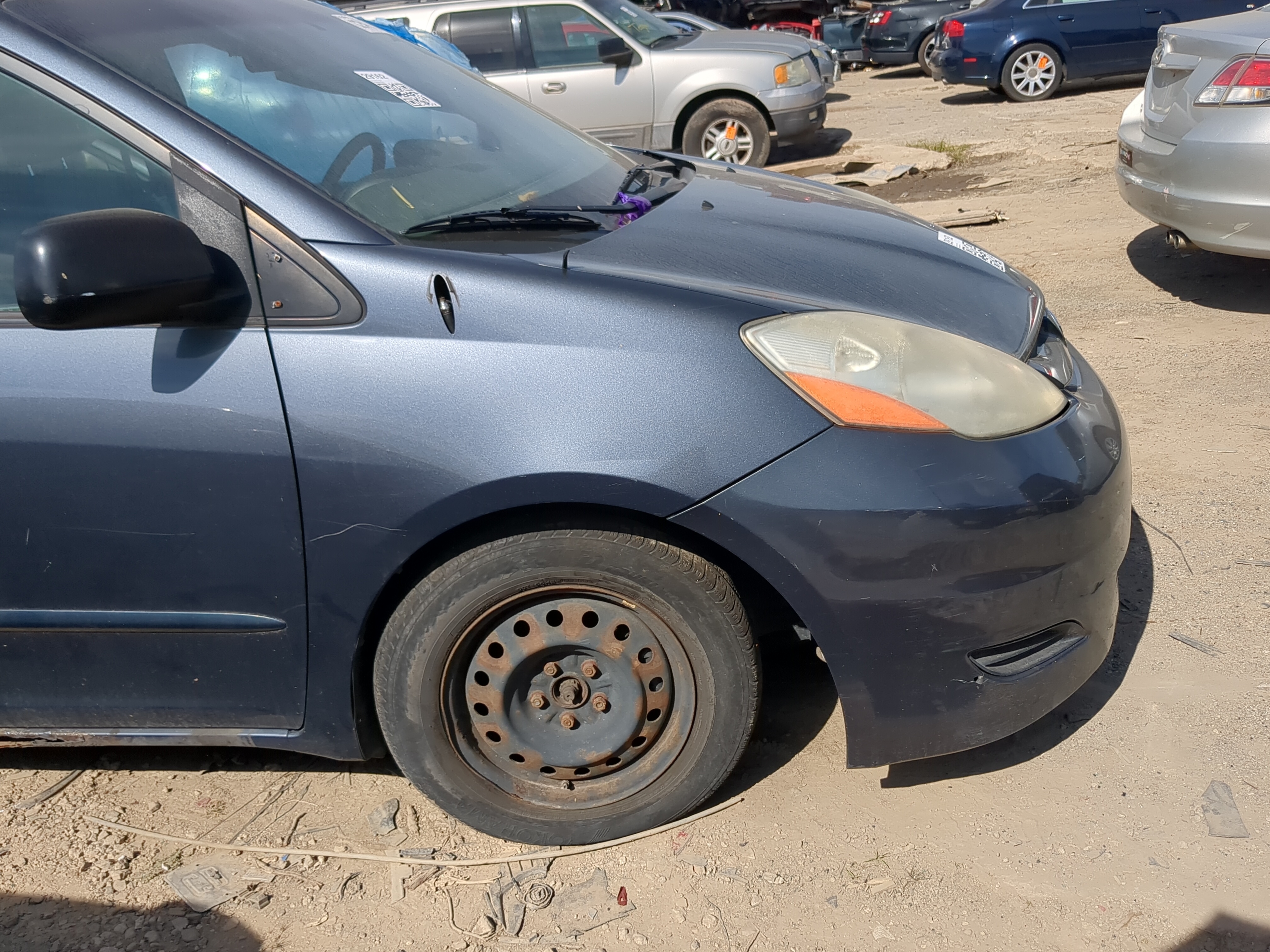 2004-2010 Toyota Sienna Passenger Fender 1183391 - Oemusedautoparts1.com