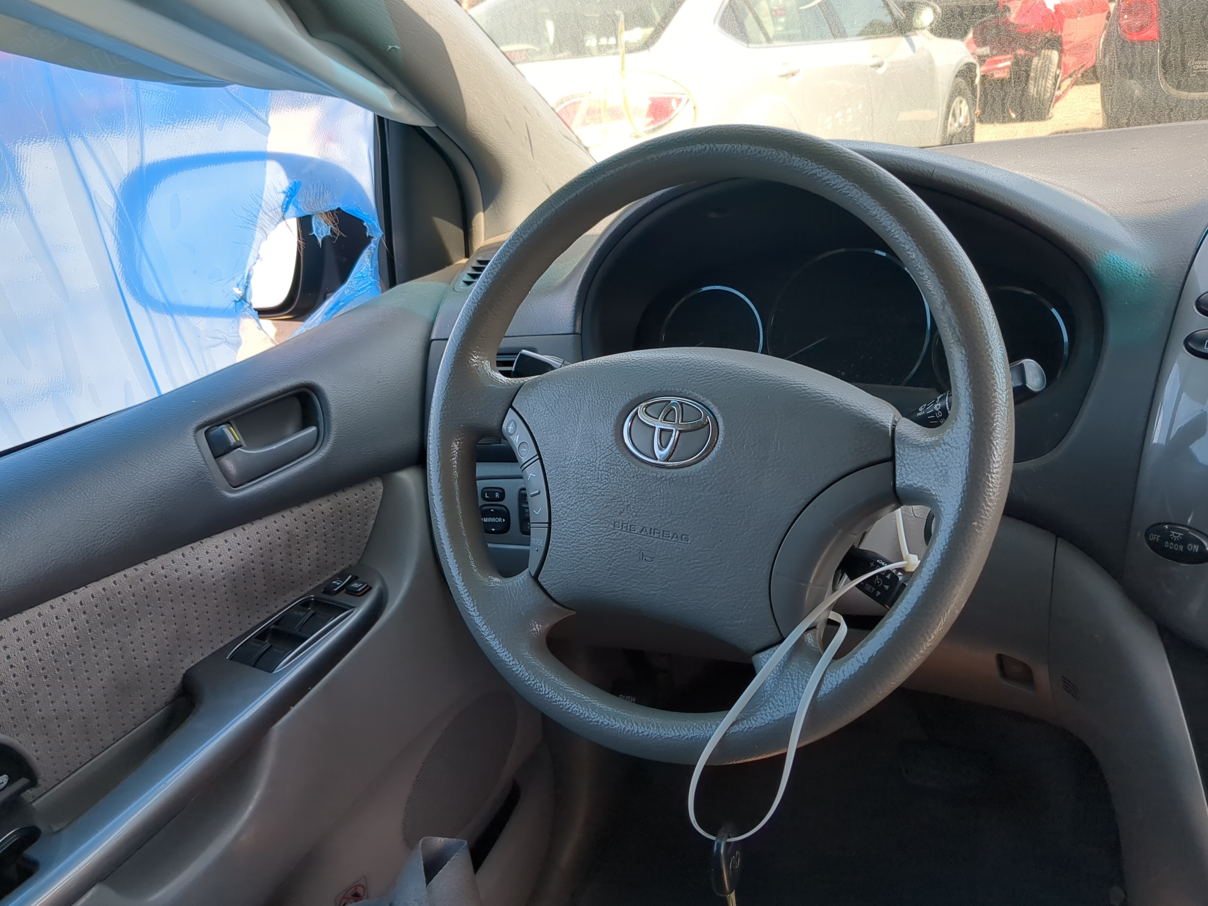 2004-2010 Toyota Sienna Air Bag Driver Left Steering Wheel Mounted 1183508 - Oemusedautoparts1.com