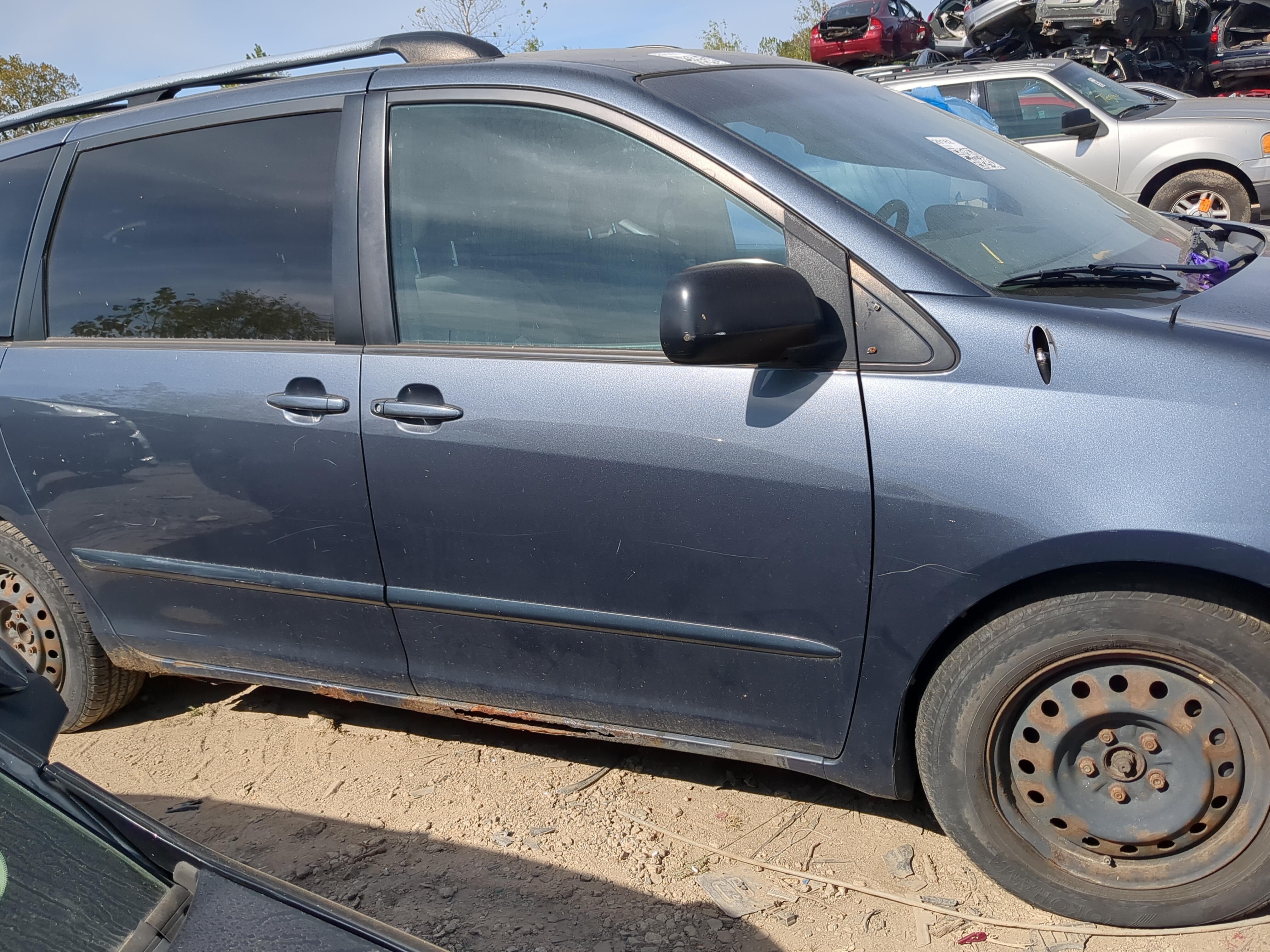 2004-2010 Toyota Sienna Passenger Front Door Oem 1183530 - Oemusedautoparts1.com