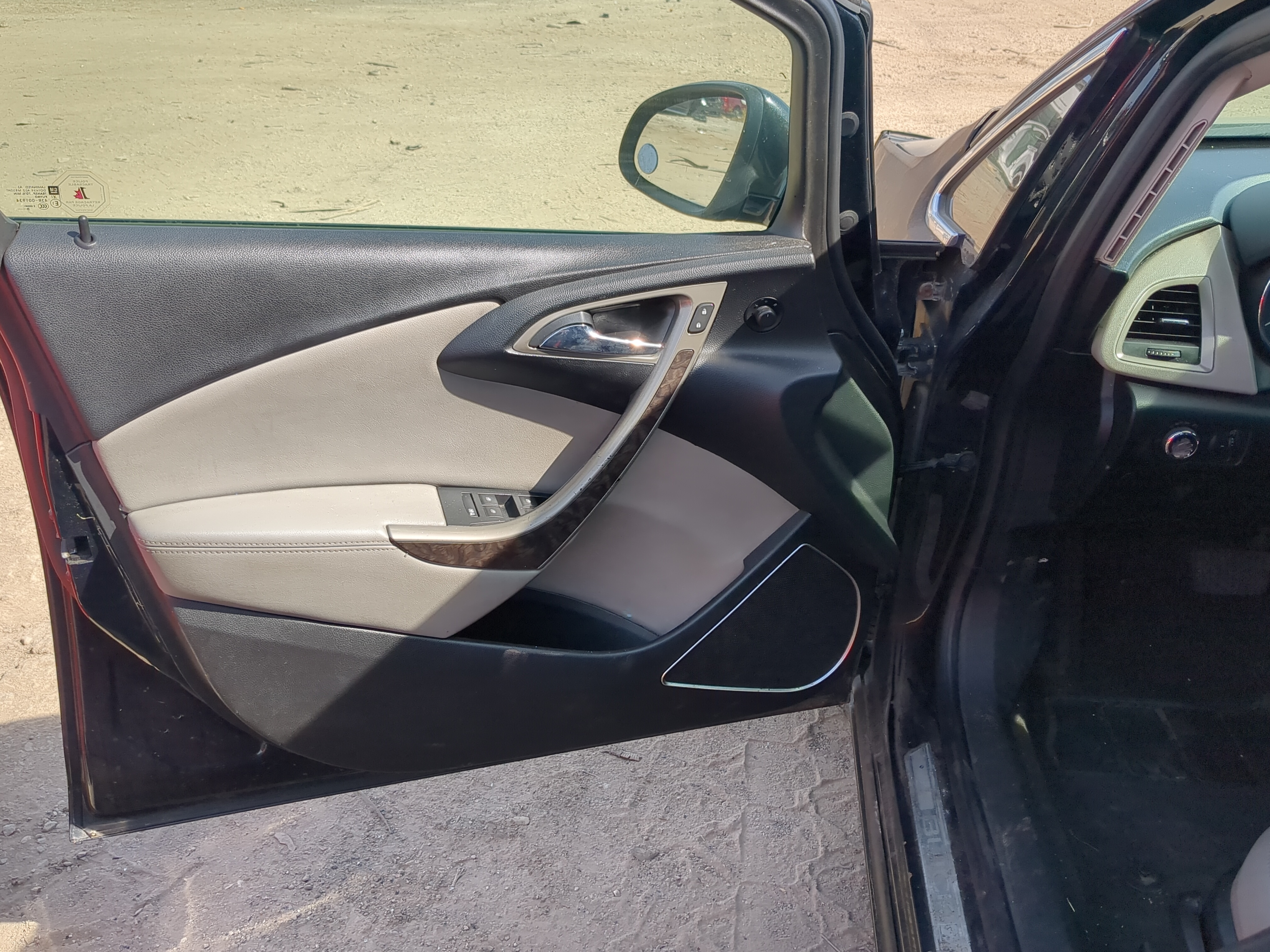Picture of 2014 Buick Verano Front Left Driver Interior Door Panel Trim 1183842