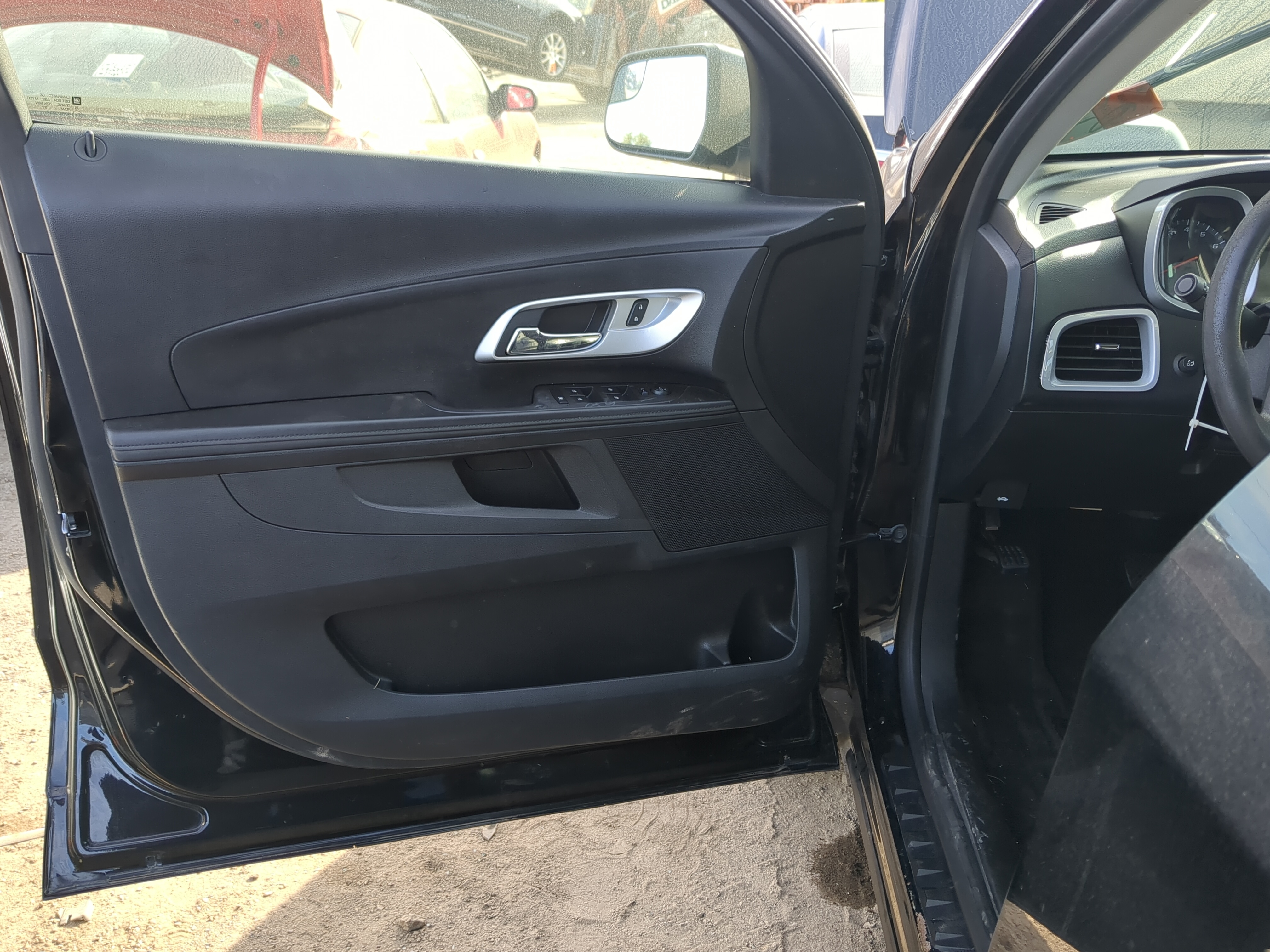 Picture of 2014 Chevrolet Equinox Front Left Driver Interior Door Panel Trim 1184219