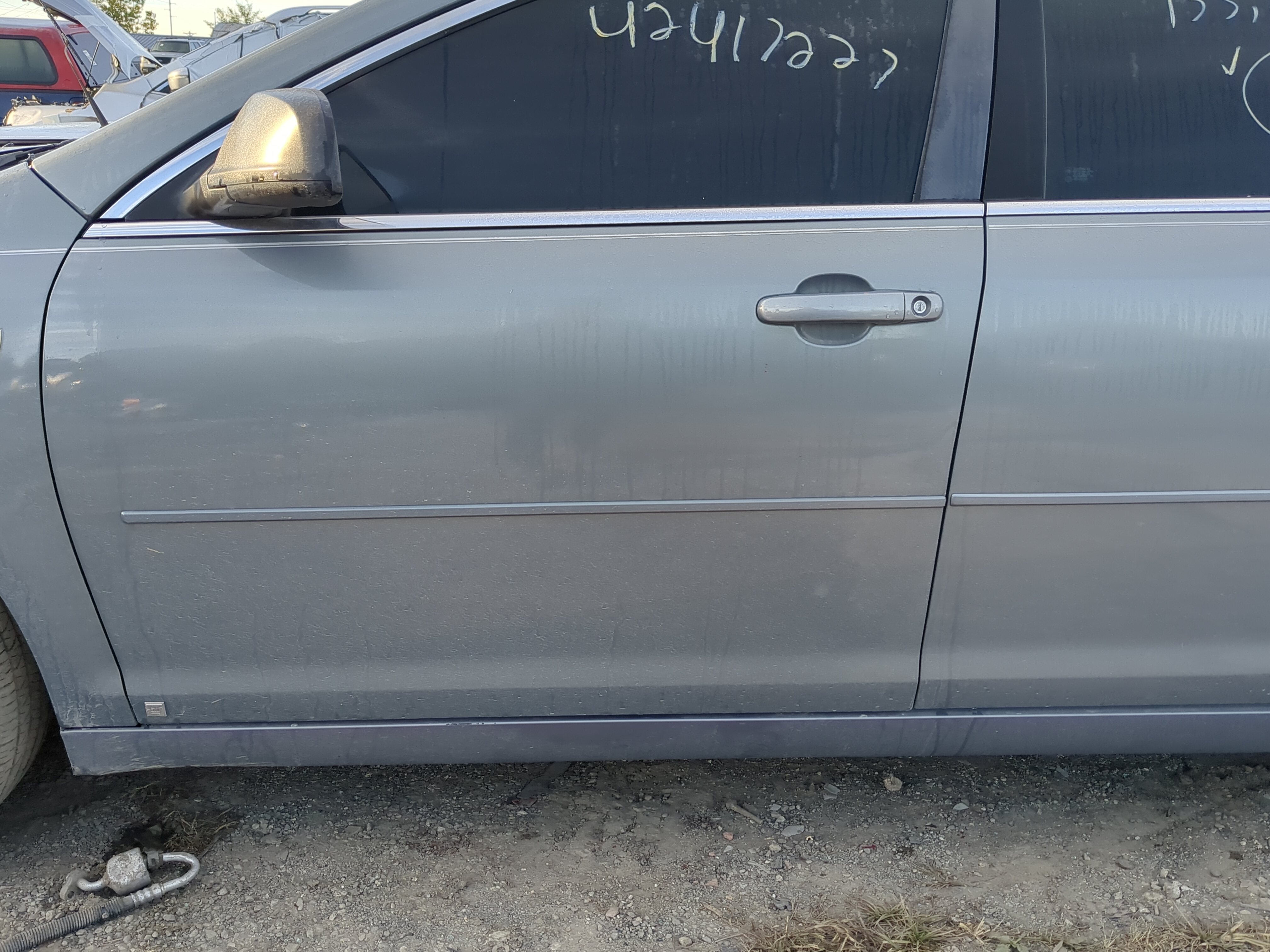 2008-2012 Chevrolet Malibu Driver Front Door Oem 1184446 - Oemusedautoparts1.com