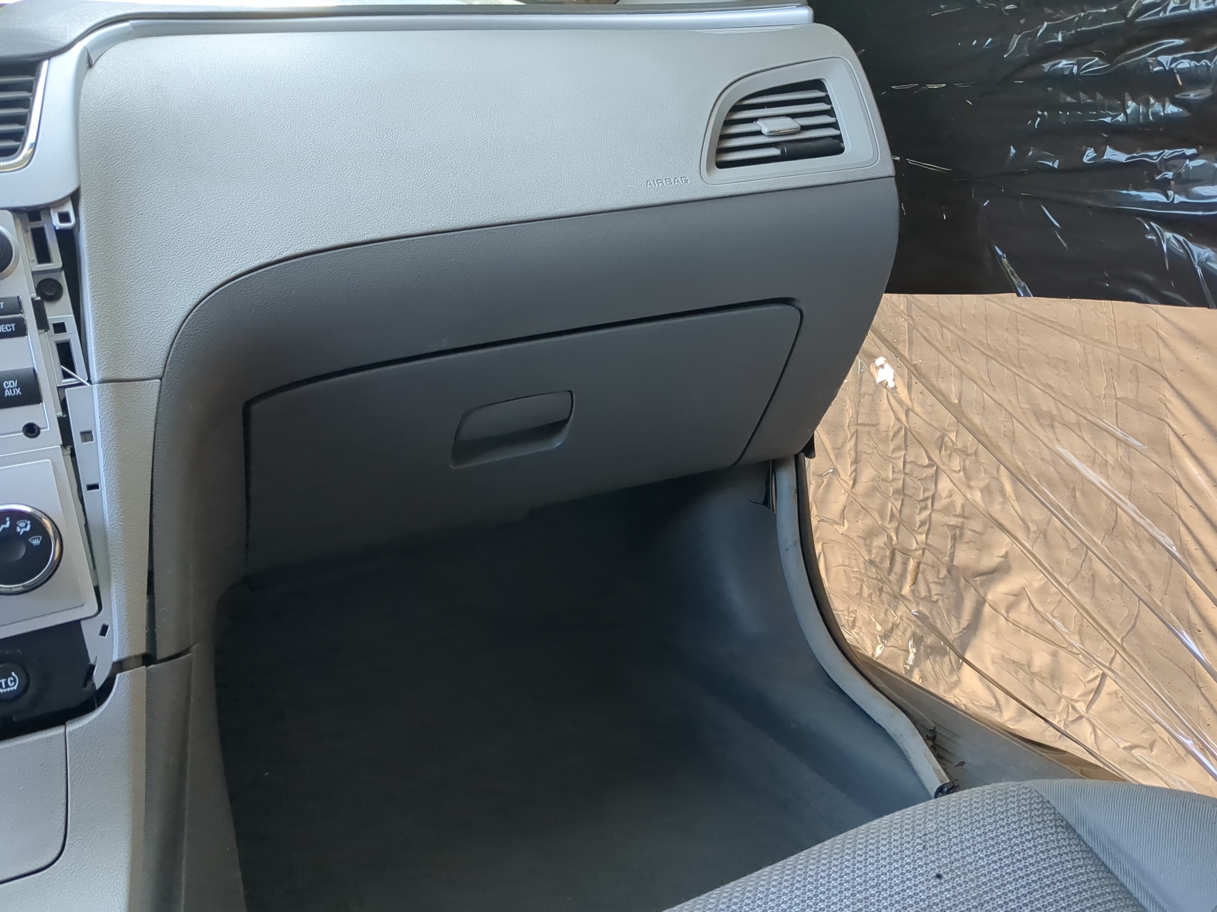 2008 Chevrolet Malibu Passenger Glove Box Door Storage Compartment 1184507 - Oemusedautoparts1.com