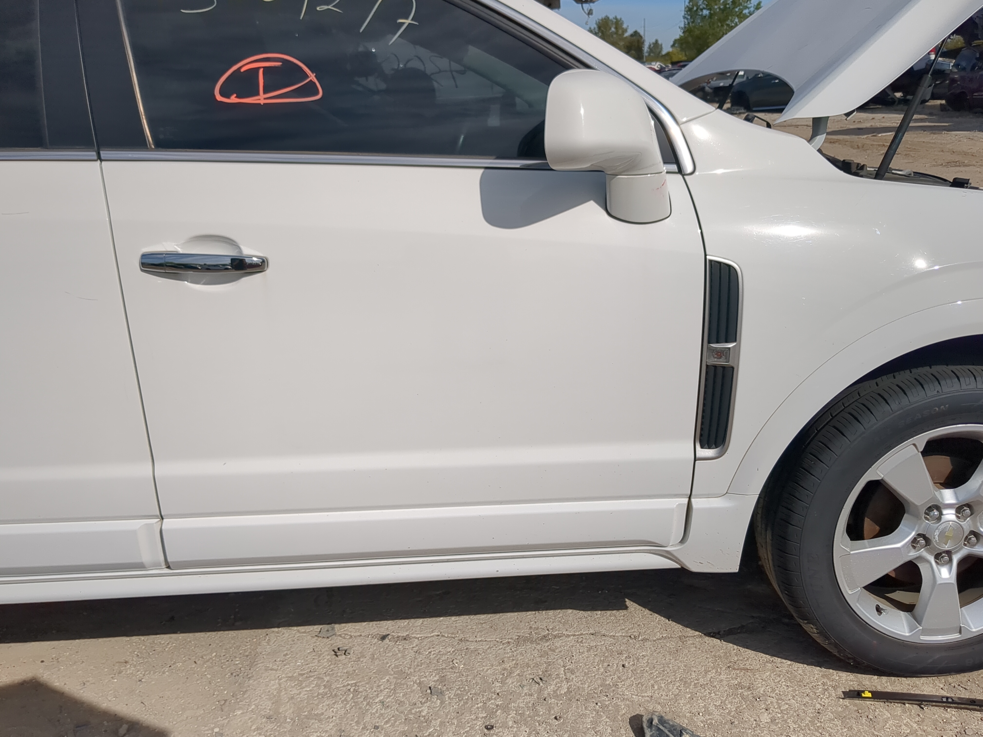 2012-2015 Chevrolet Captiva Sport Passenger Front Door Oem 1185160 - Oemusedautoparts1.com