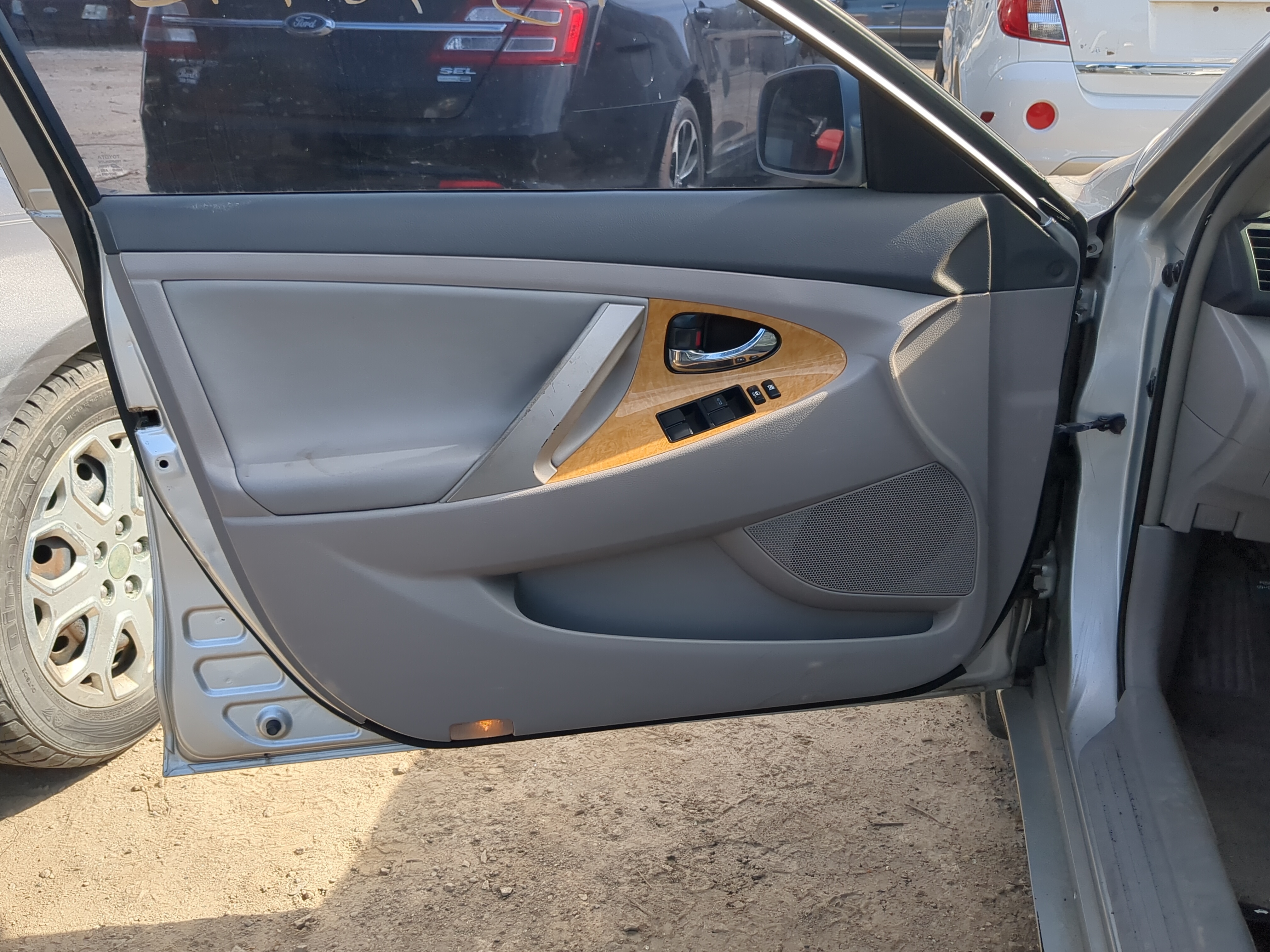 Picture of 2007 Toyota Camry Front Left Driver Interior Door Panel Trim 1185407